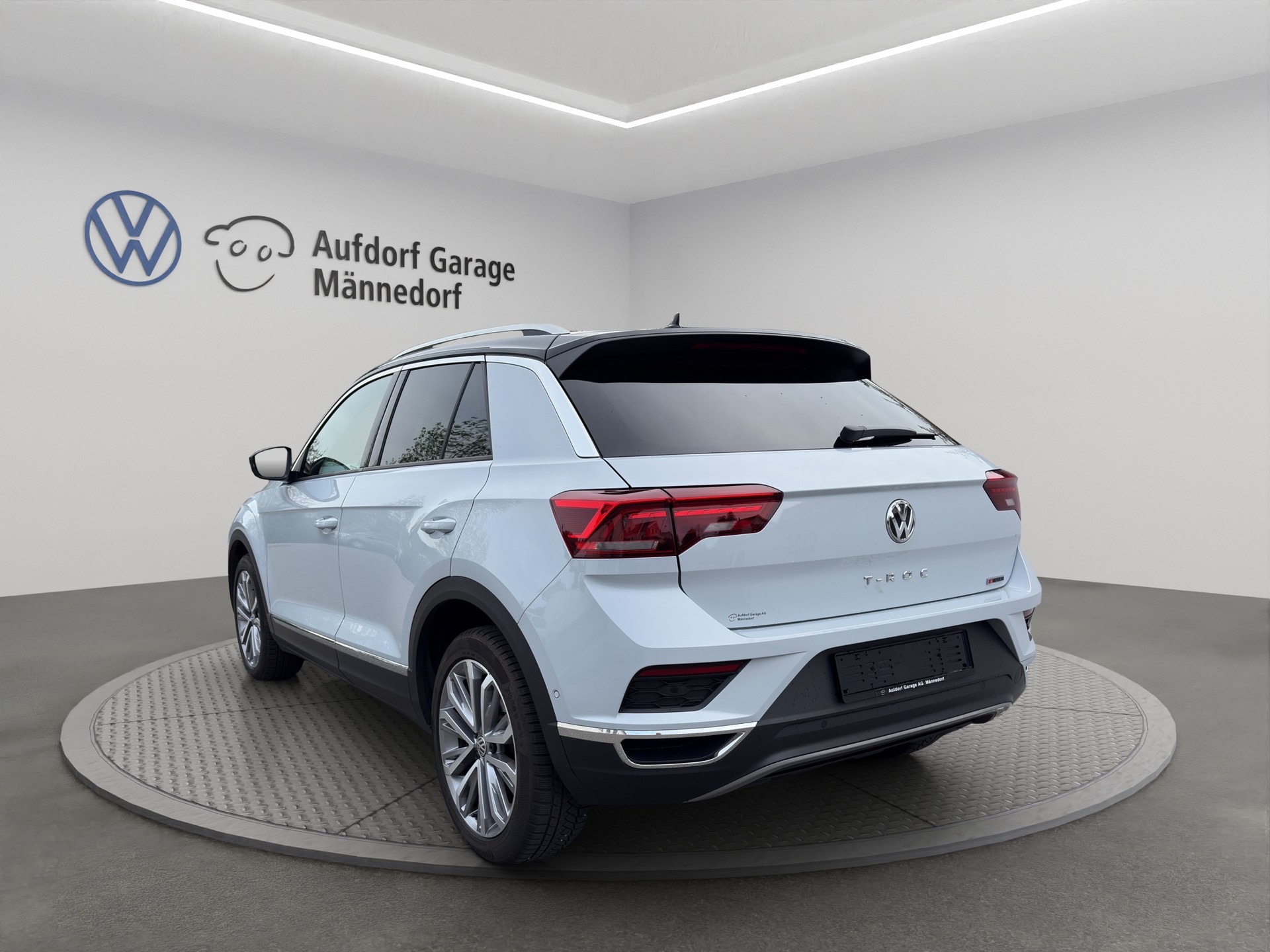 VW T-Roc 1.5 TSI EVO Sport DSG 4Motion-image-3
