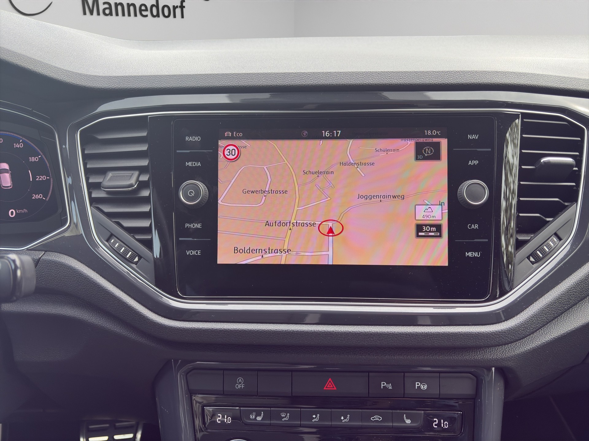 VW T-Roc 1.5 TSI EVO Sport DSG 4Motion-image-8
