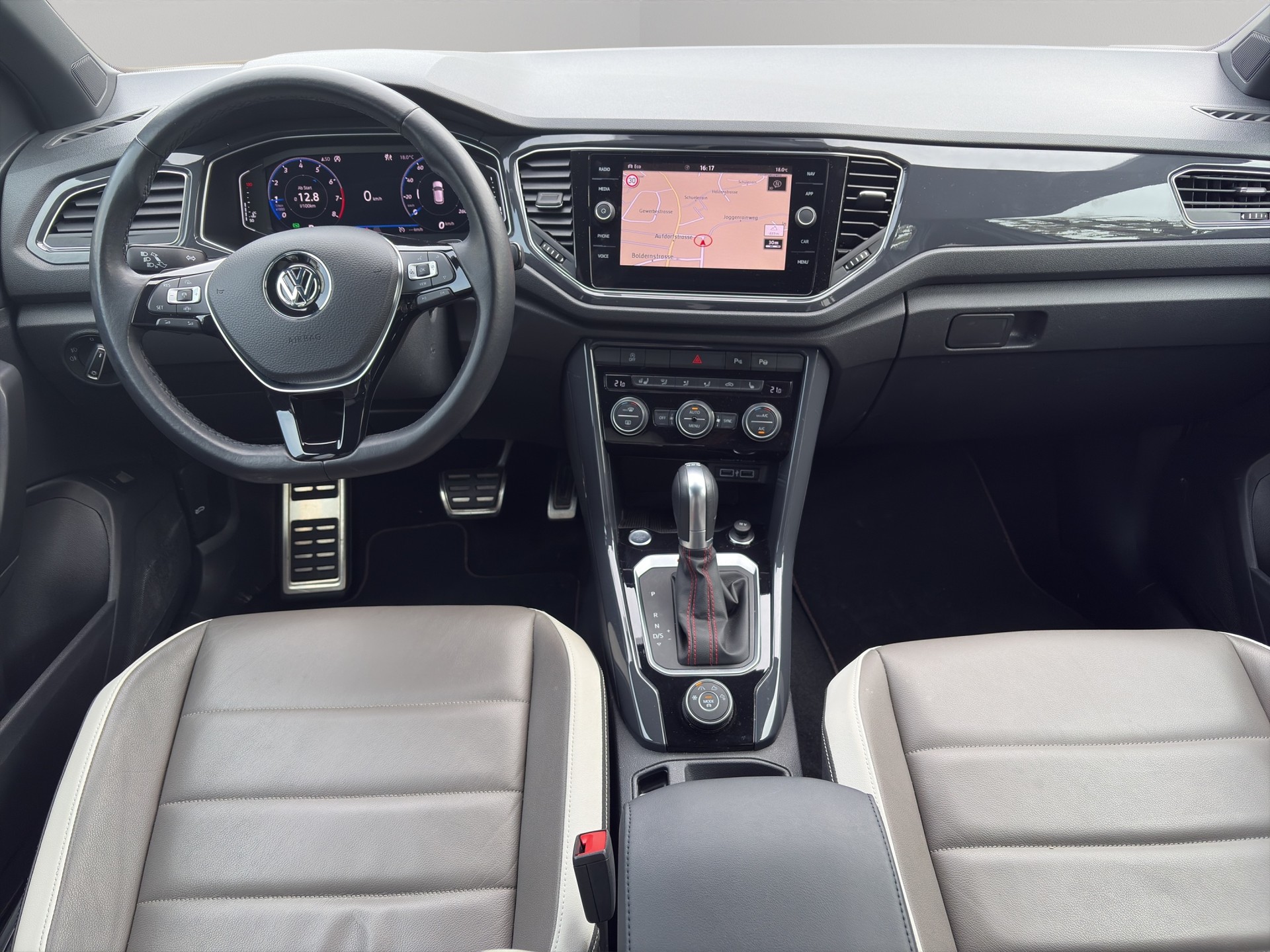 VW T-Roc 1.5 TSI EVO Sport DSG 4Motion-image-6