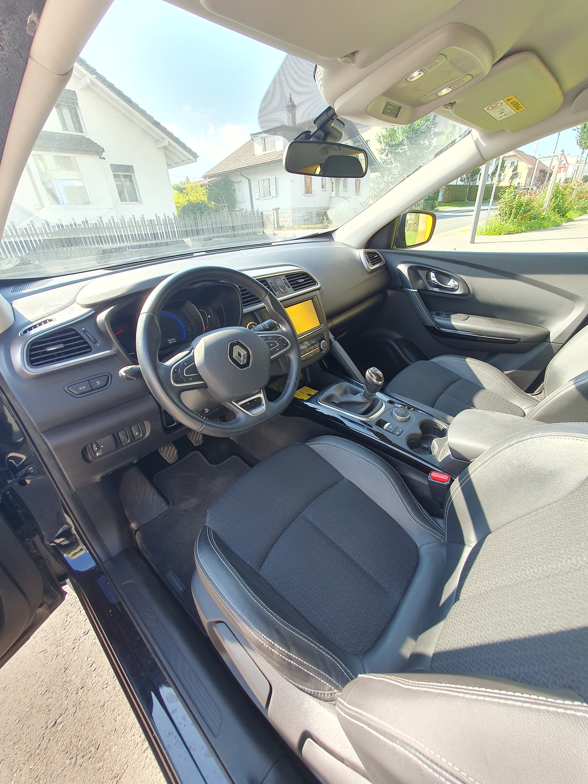 RENAULT Kadjar 1.6 dCi Zen 4x4-image-8