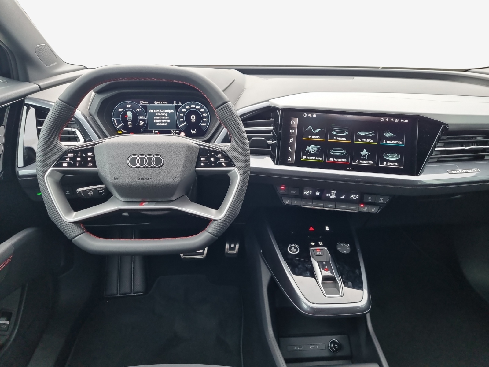 AUDI Q4 e-tron 45 Edition Swiss Ski quattro-image-8