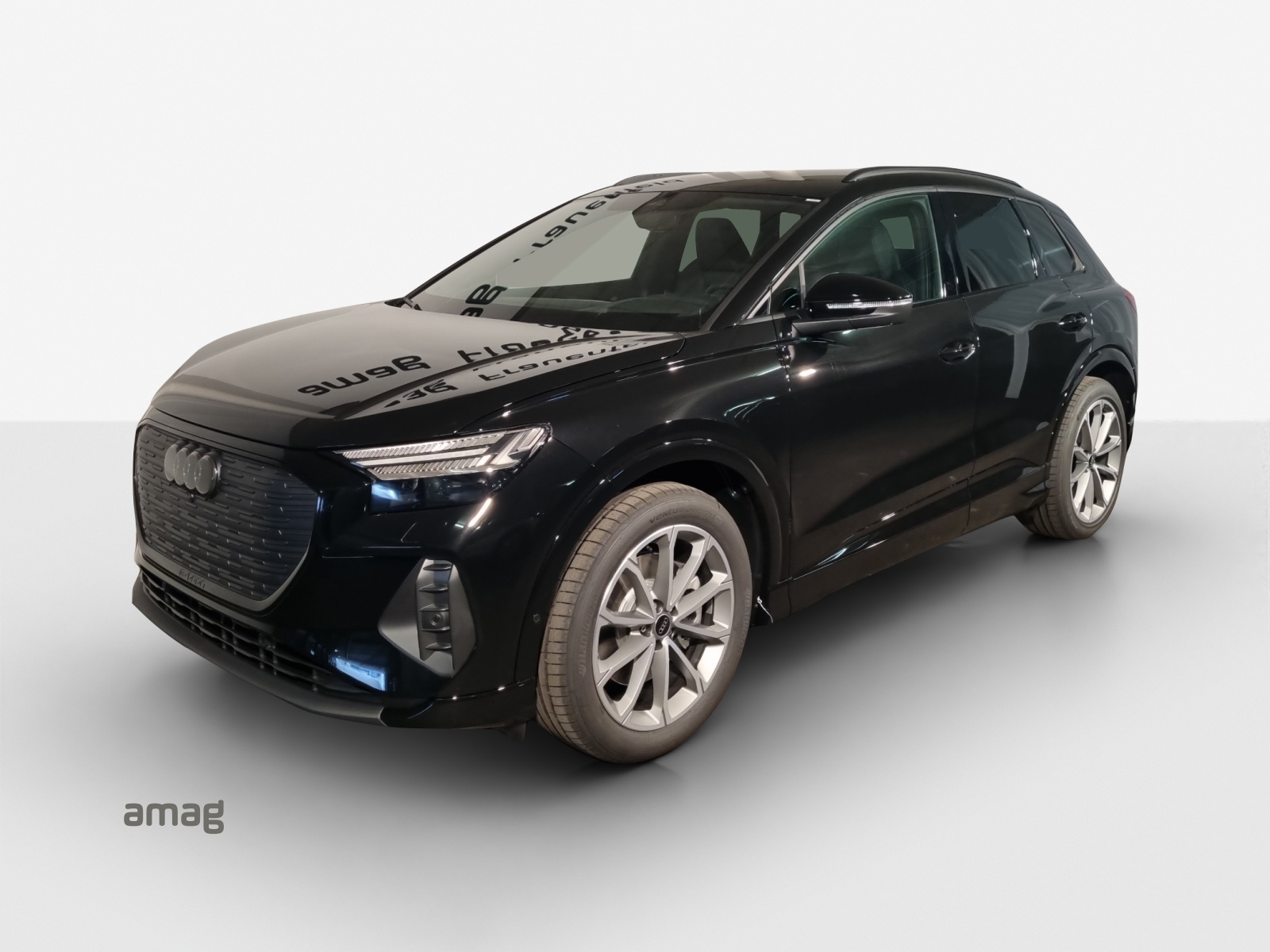AUDI Q4 e-tron 45 Edition Swiss Ski quattro-image-0