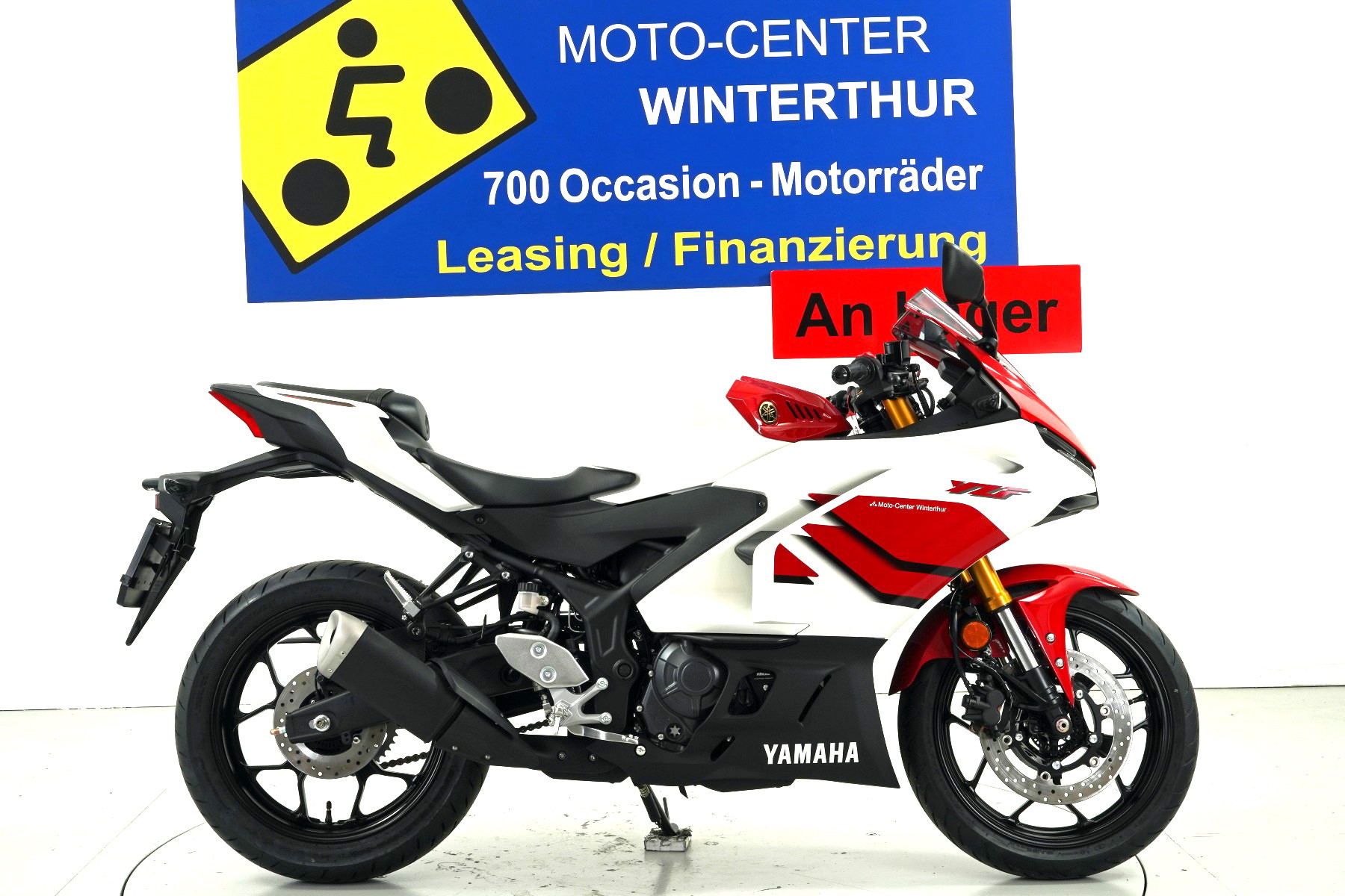 YAMAHA YZF-R3 ABS 70th Anniv.