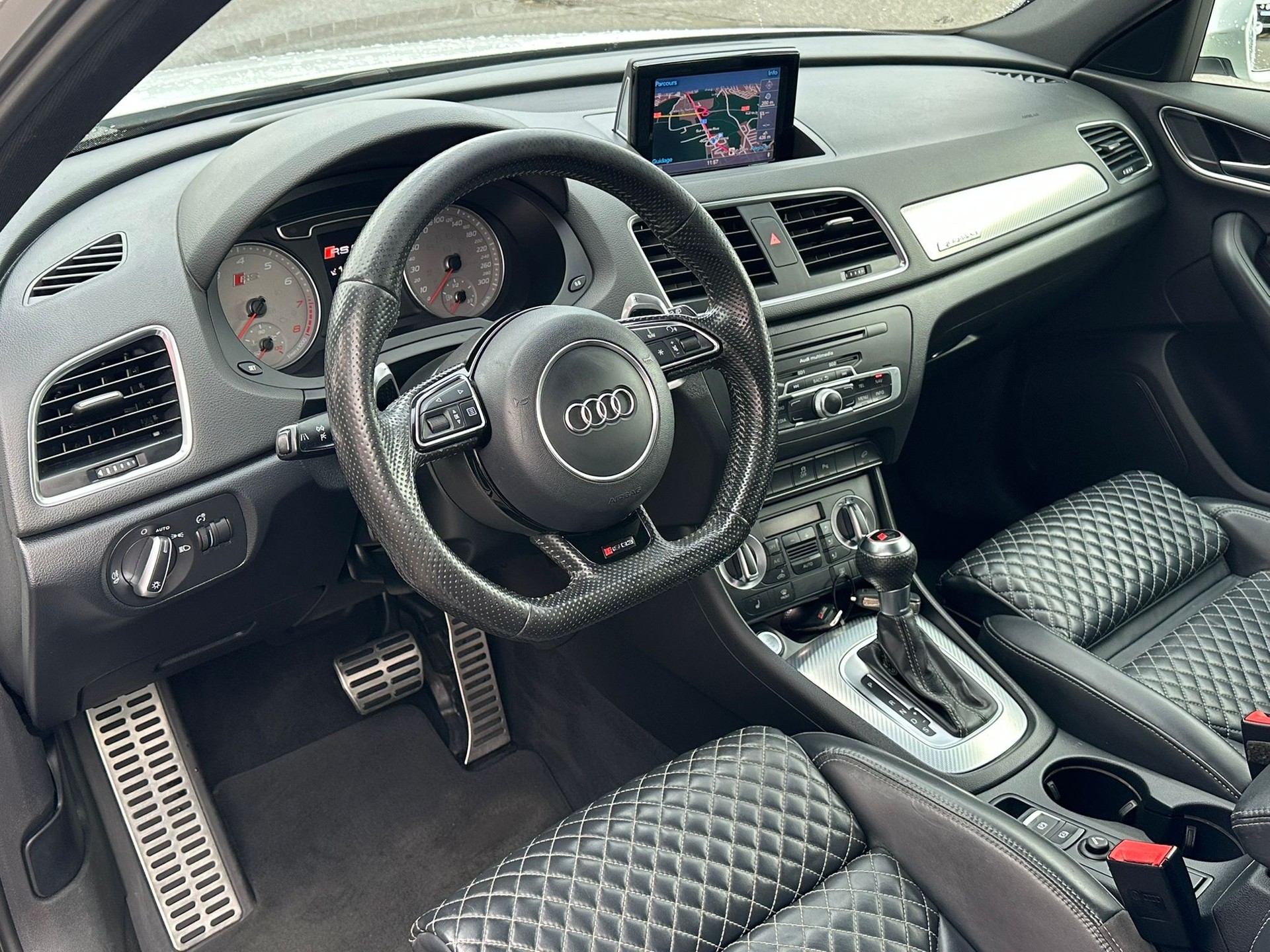 AUDI RS Q3 2.5 TFSI quattro S-tronic-image-8