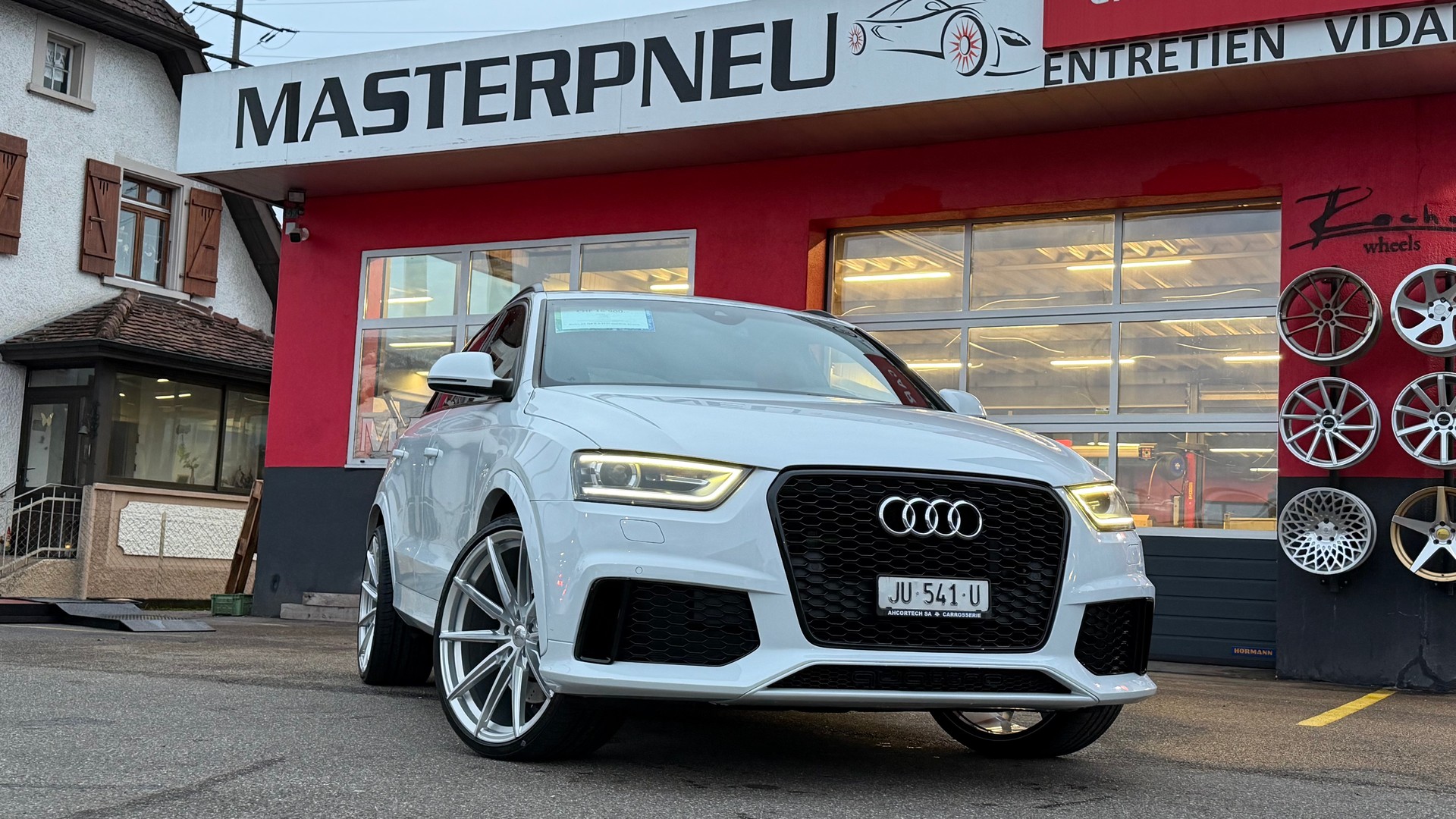 AUDI RS Q3 2.5 TFSI quattro S-tronic