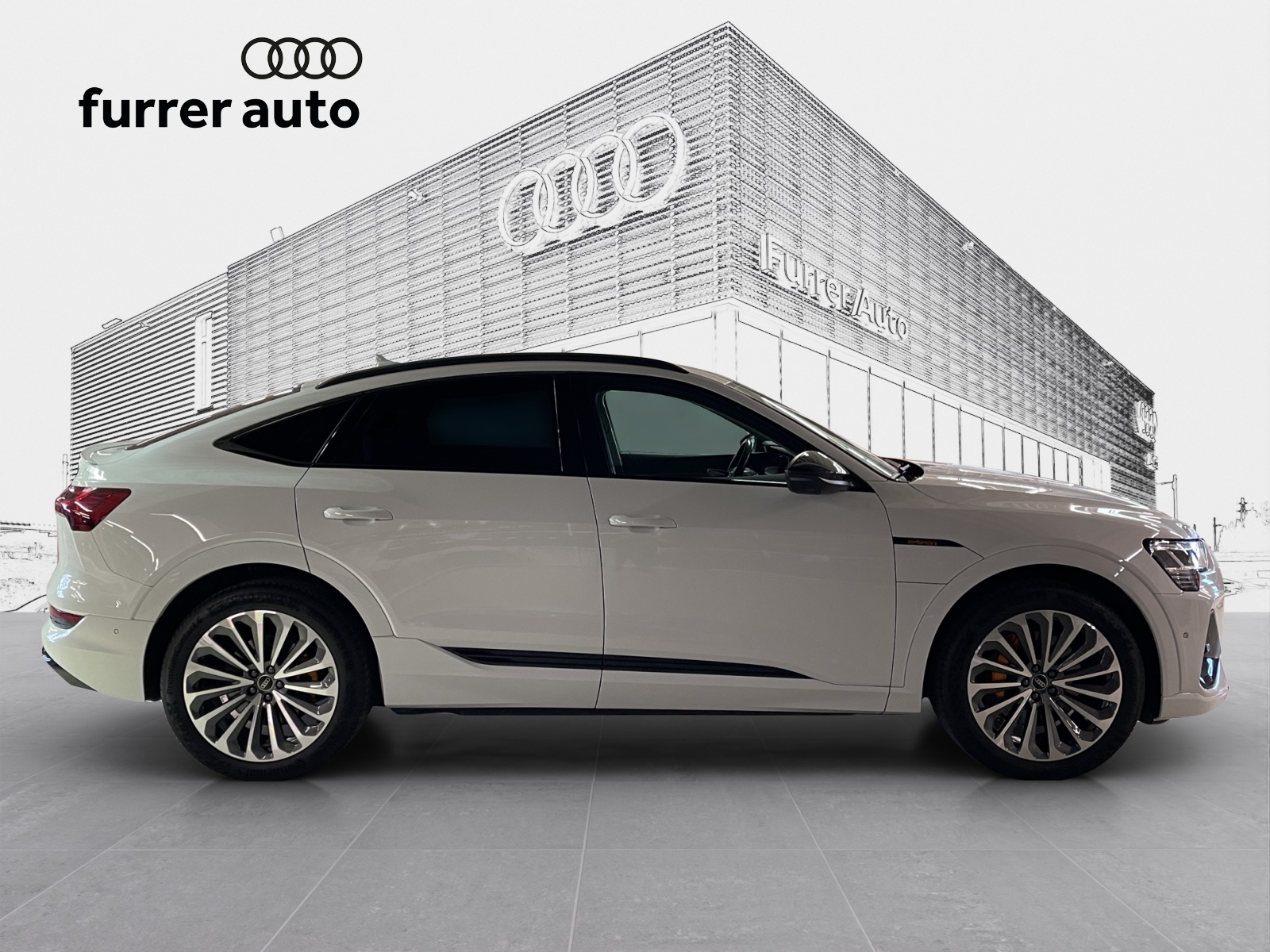 AUDI e-tron 55 Sportback S Line quattro-image-5