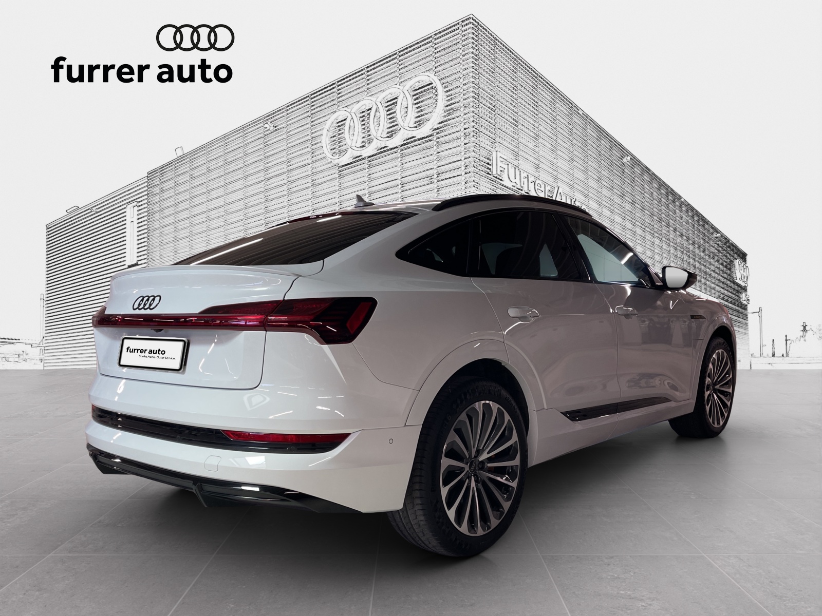 AUDI e-tron 55 Sportback S Line quattro-image-4