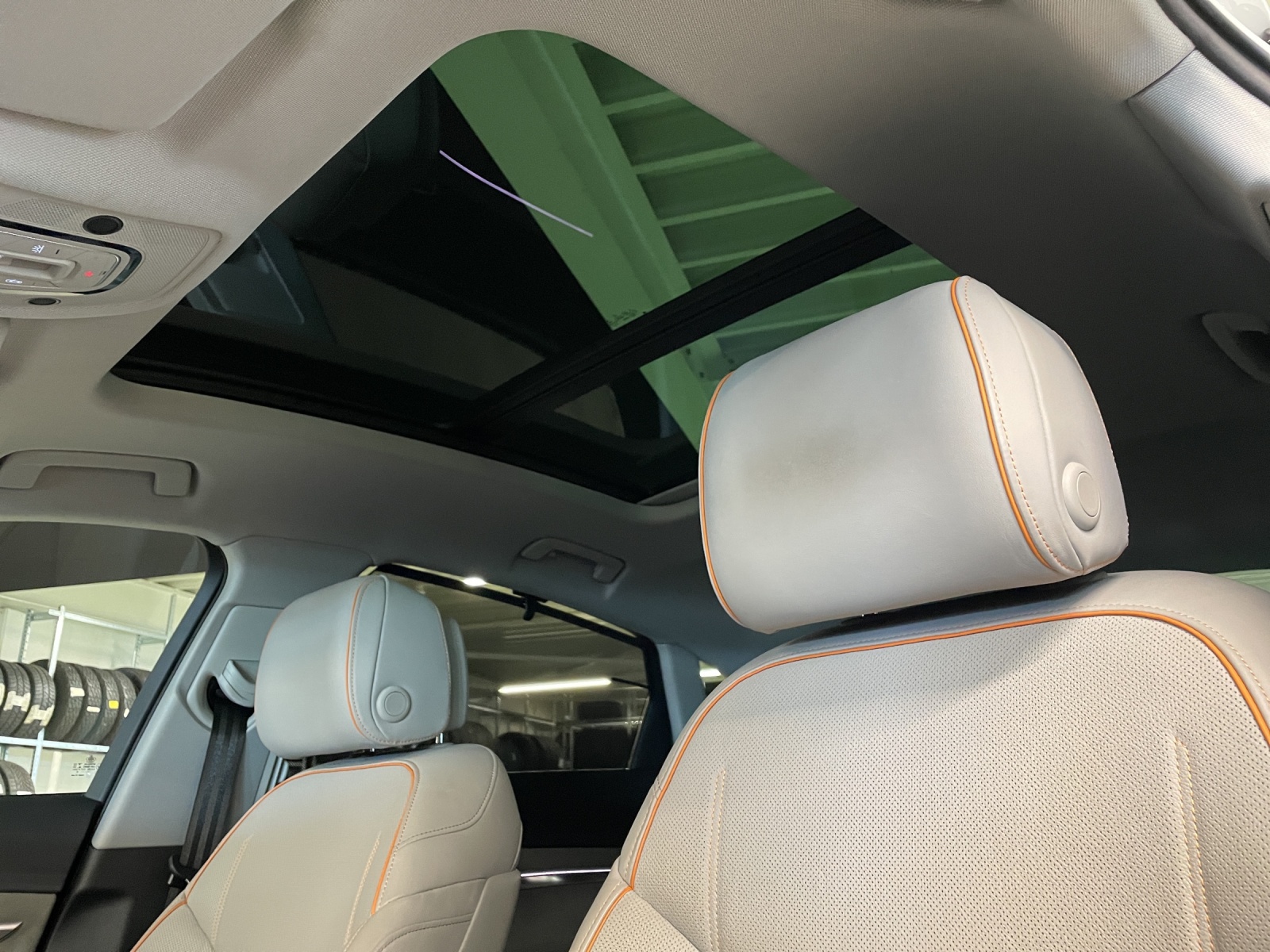 AUDI e-tron 55 Sportback S Line quattro-image-13