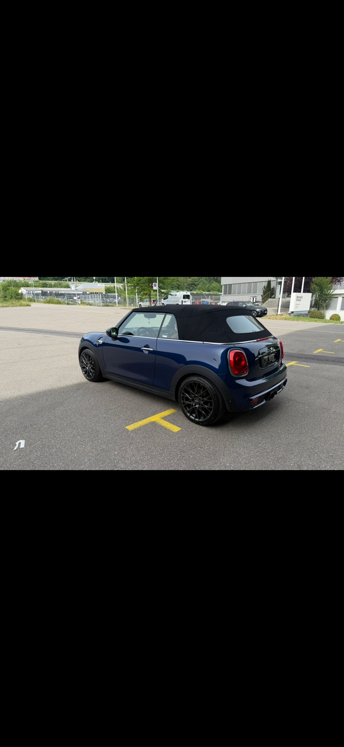 MINI Cooper S Cabriolet Steptronic-image-2