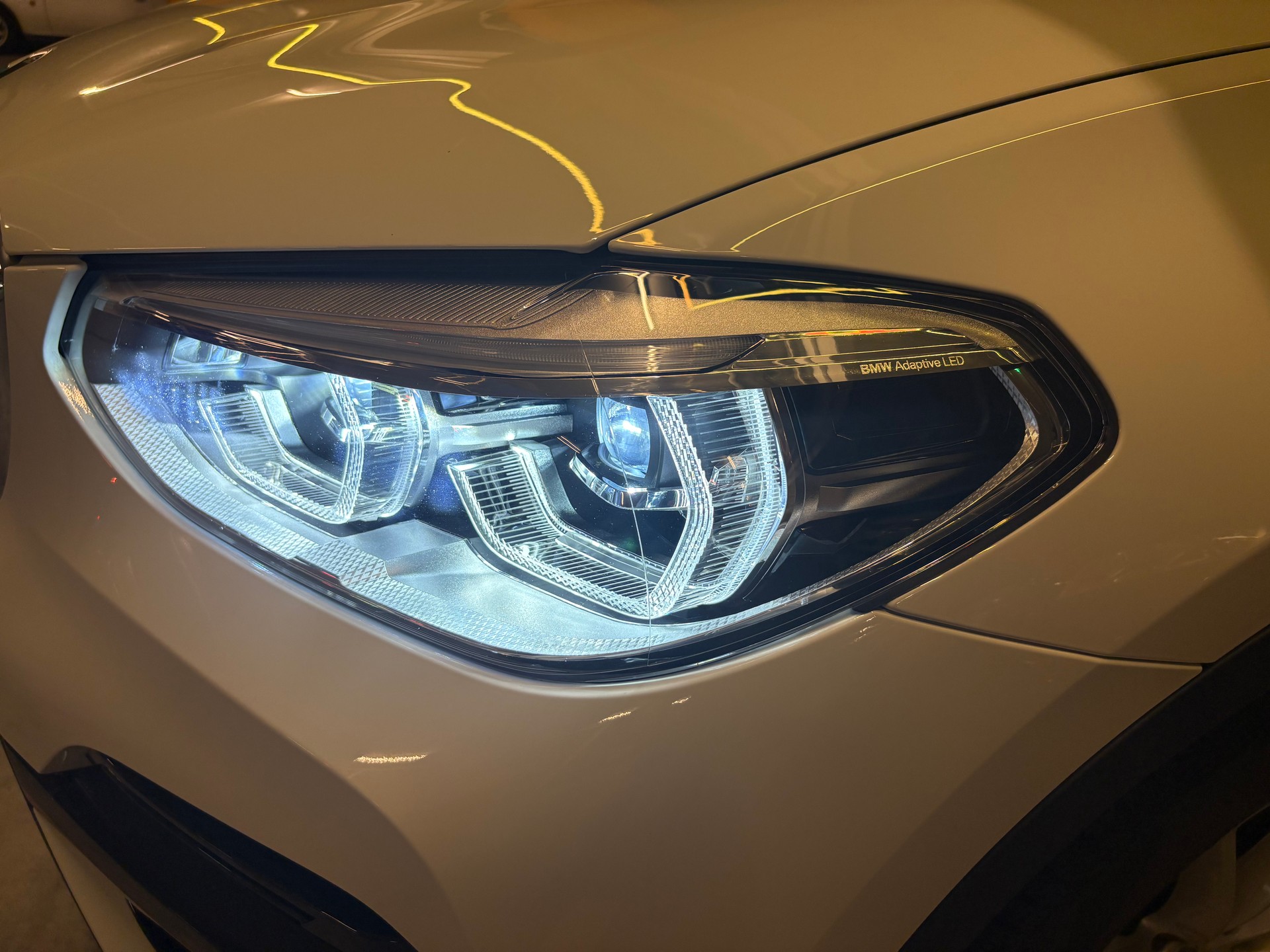 BMW 30e xDrive-image-10