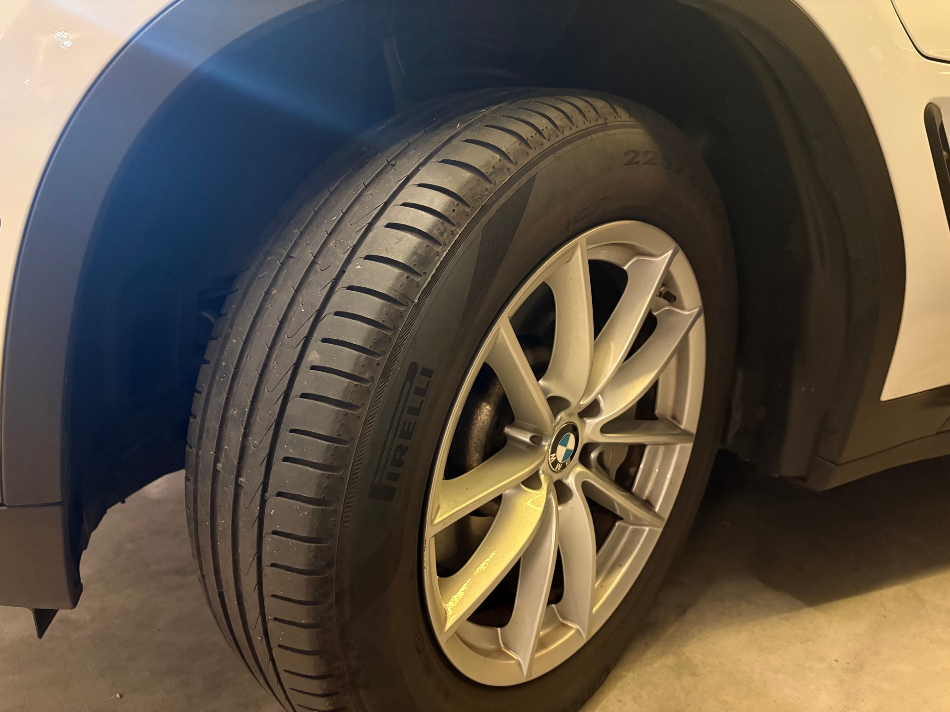 BMW 30e xDrive-image-11