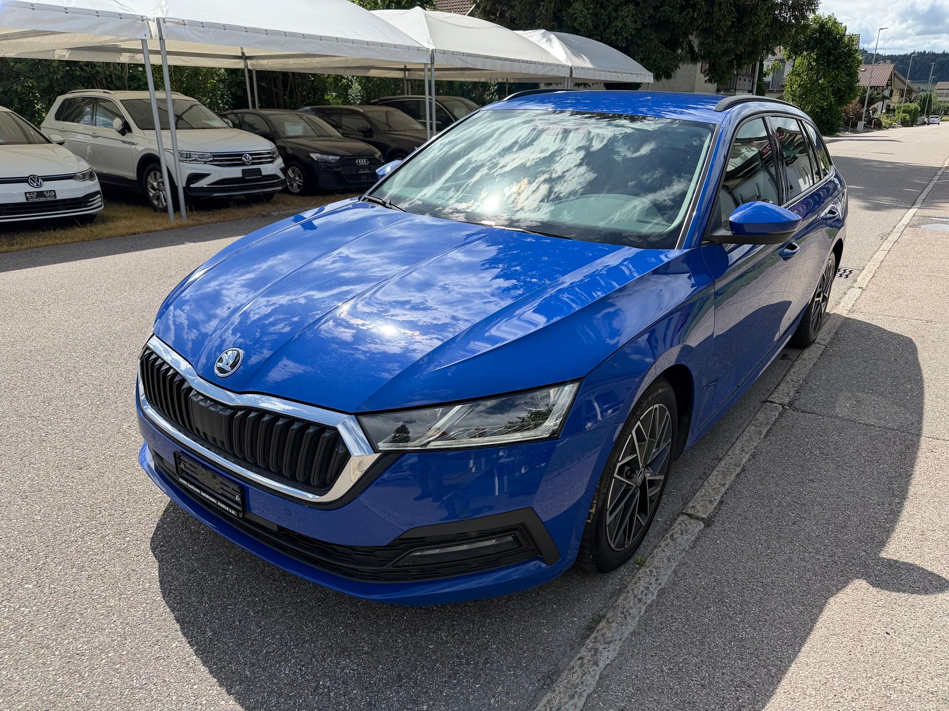 SKODA Octavia Combi 2.0 TSI Ambition DSG 4x4-image-1
