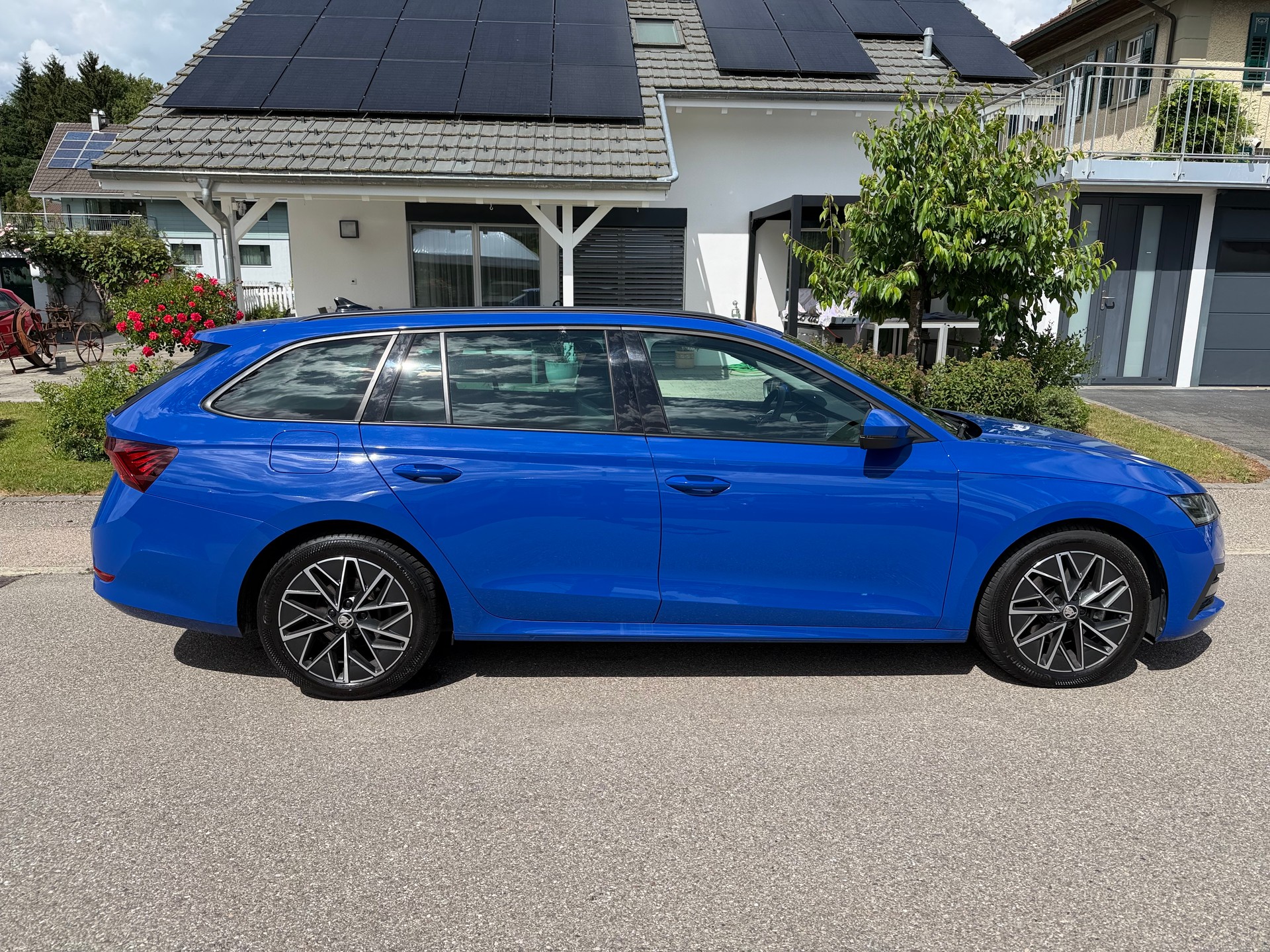SKODA Octavia Combi 2.0 TSI Ambition DSG 4x4-image-4