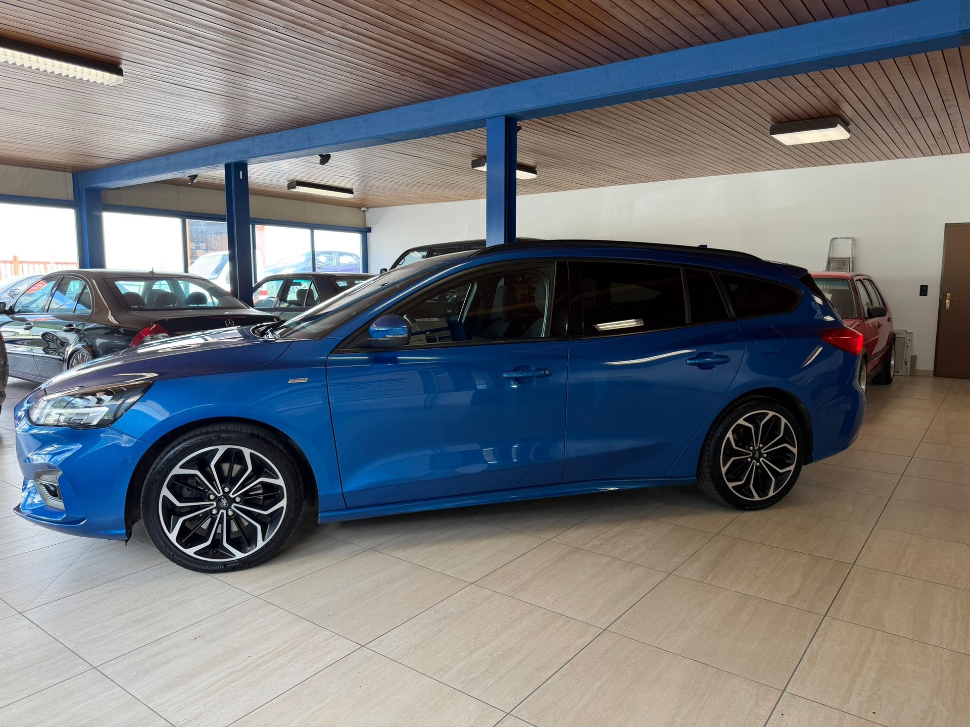 FORD Focus 1.5 SCTi ST Line-image-3