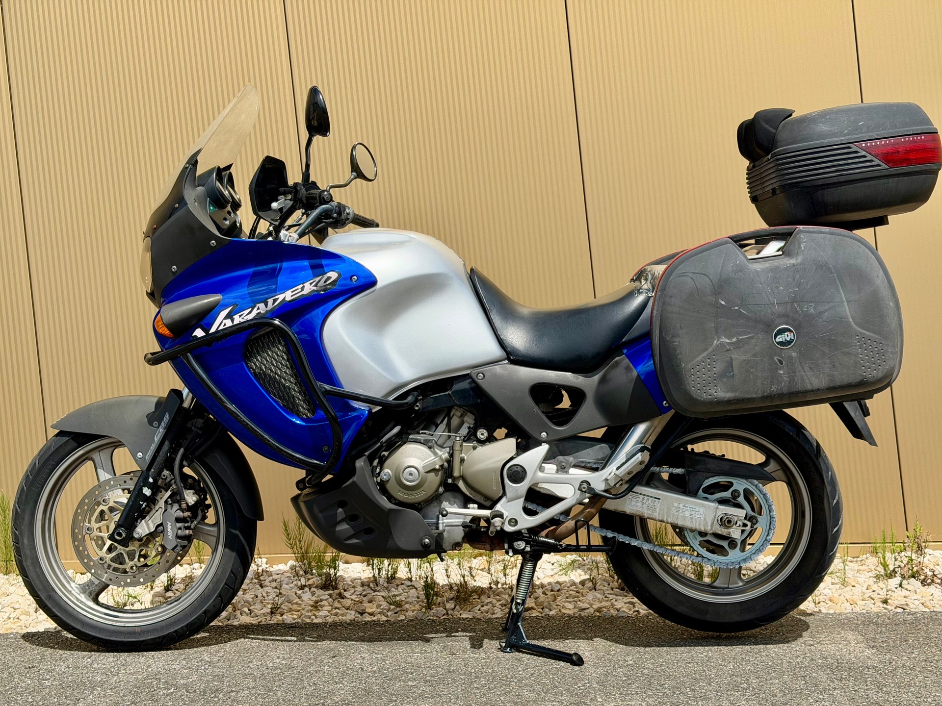 HONDA XL 1000 V Varadero-image-10