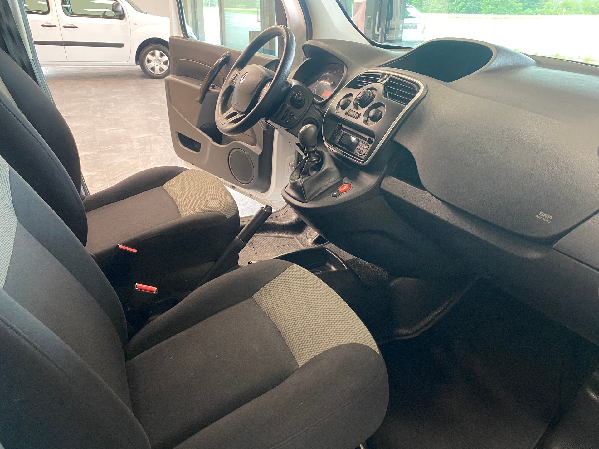 RENAULT Kangoo Maxi dCi 95 ENERGY Business 2 Pl./2 pl.-image-5