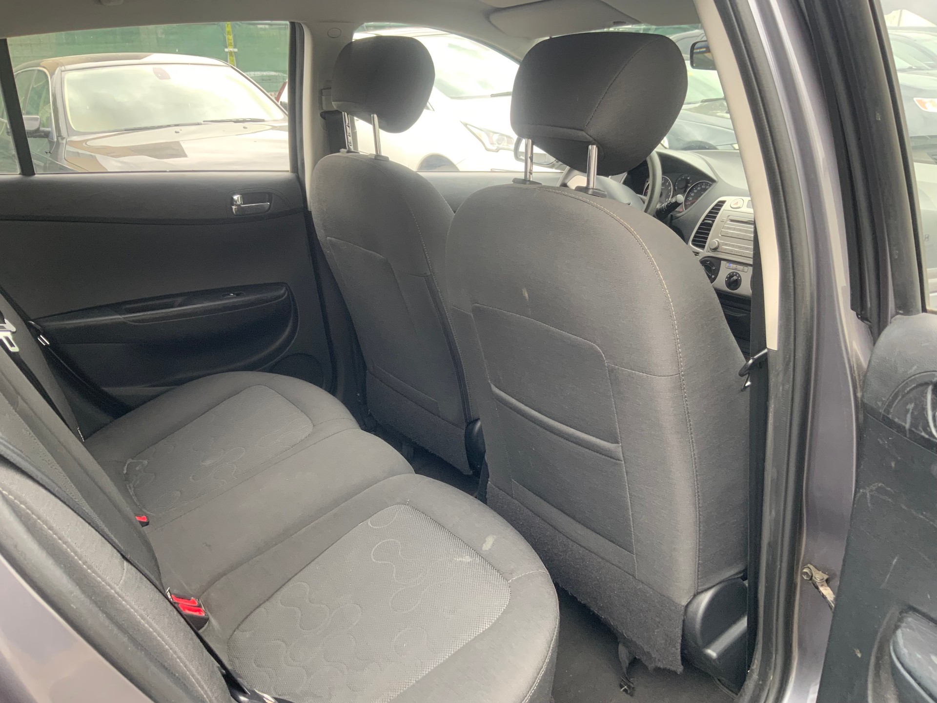 HYUNDAI i20 1.2 Comfort-image-11