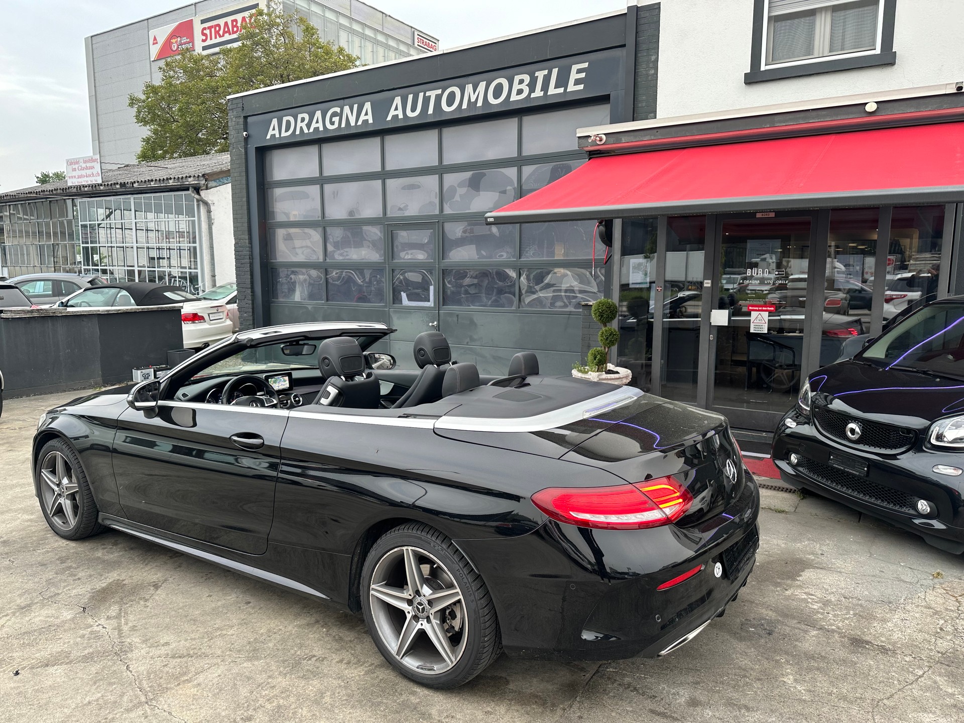 MERCEDES-BENZ C 180 Cabriolet AMG Line-image-20