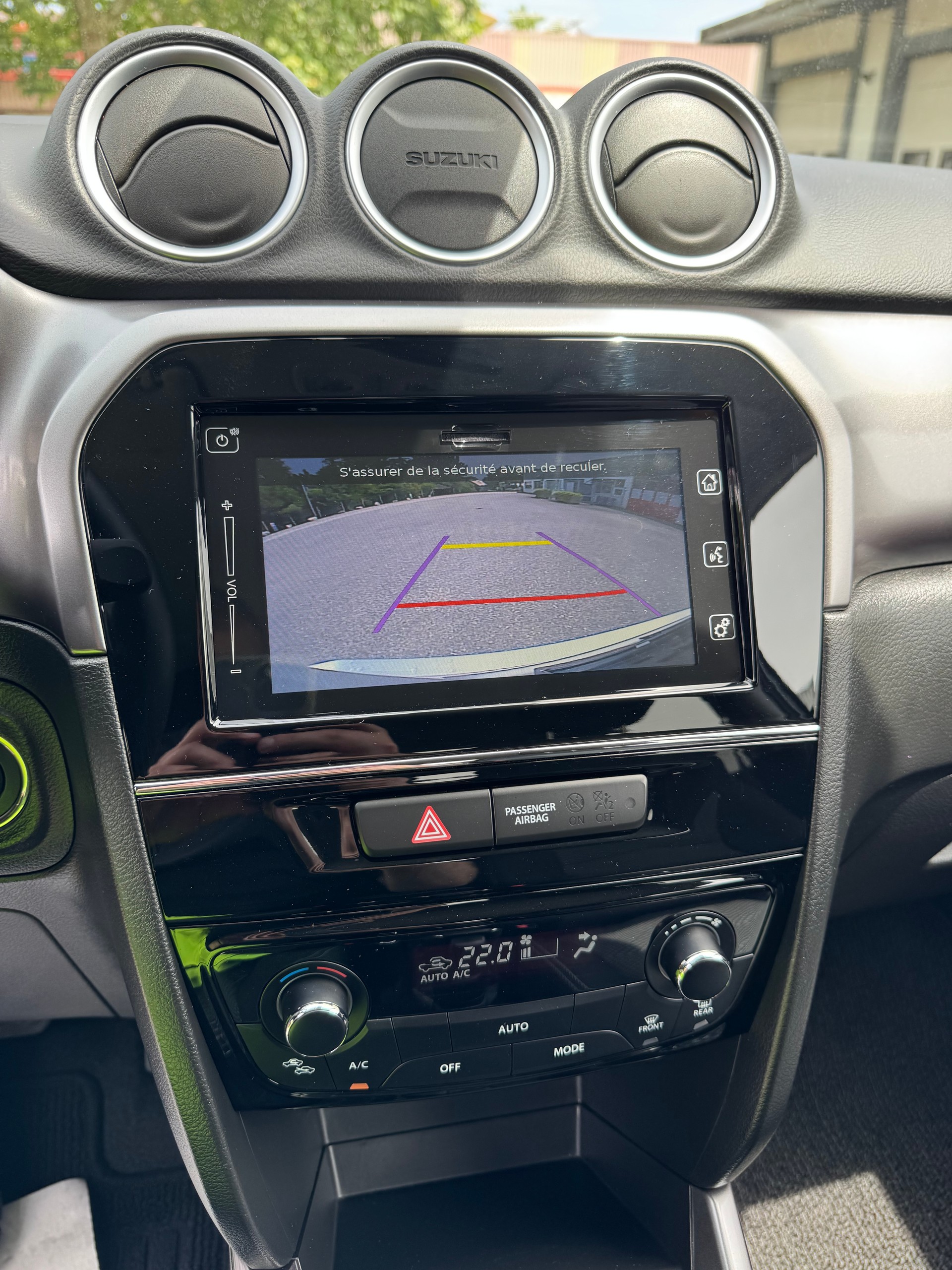 SUZUKI Vitara 1.5 Hybrid Edition 35 4x4 AGS-image-10