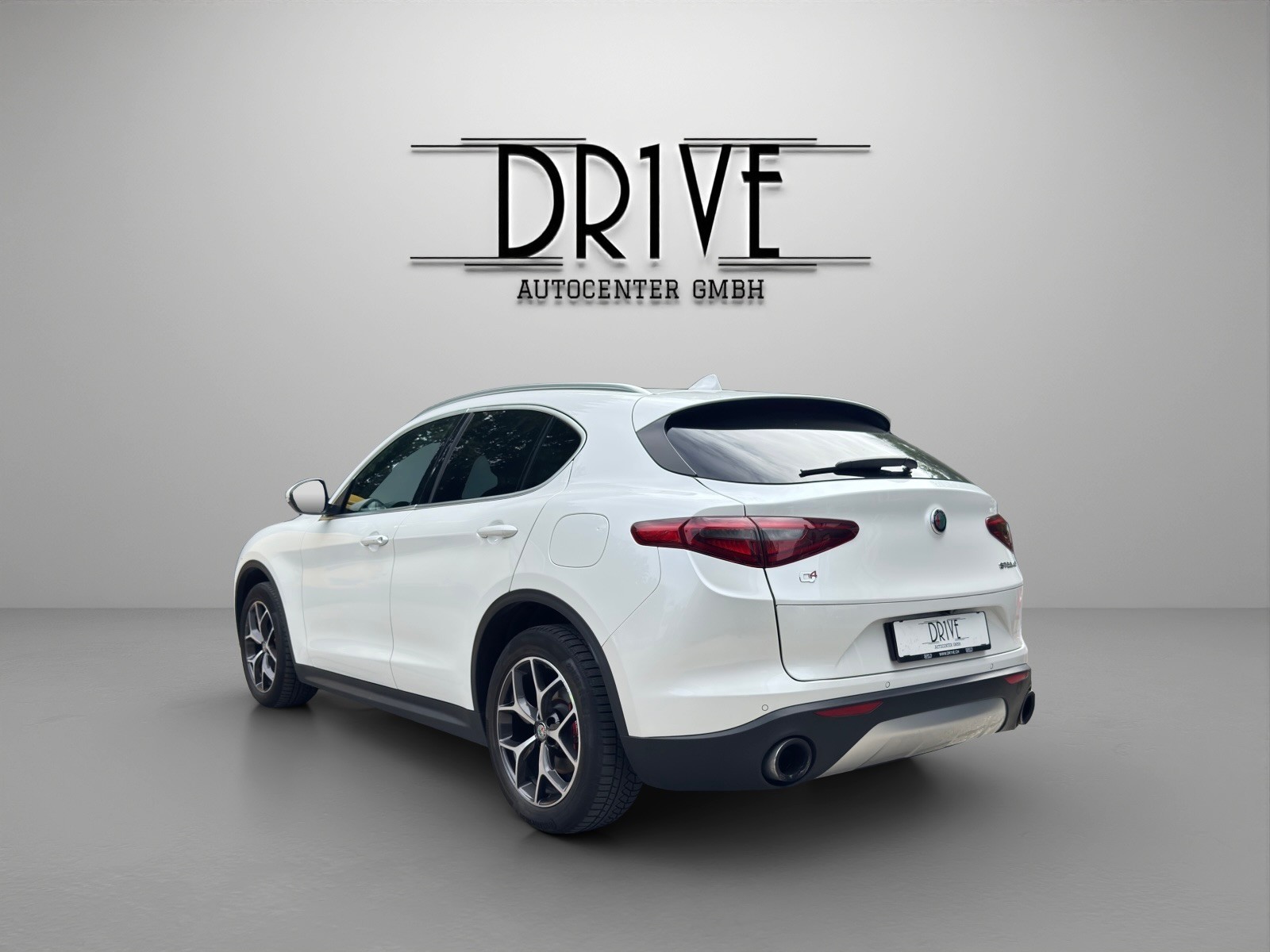 ALFA ROMEO Stelvio 2.0 Super Q4 Automatic-image-6