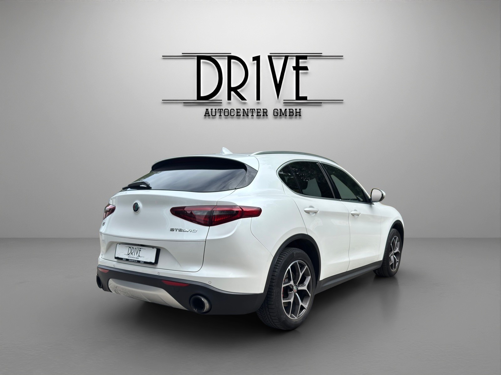 ALFA ROMEO Stelvio 2.0 Super Q4 Automatic-image-4