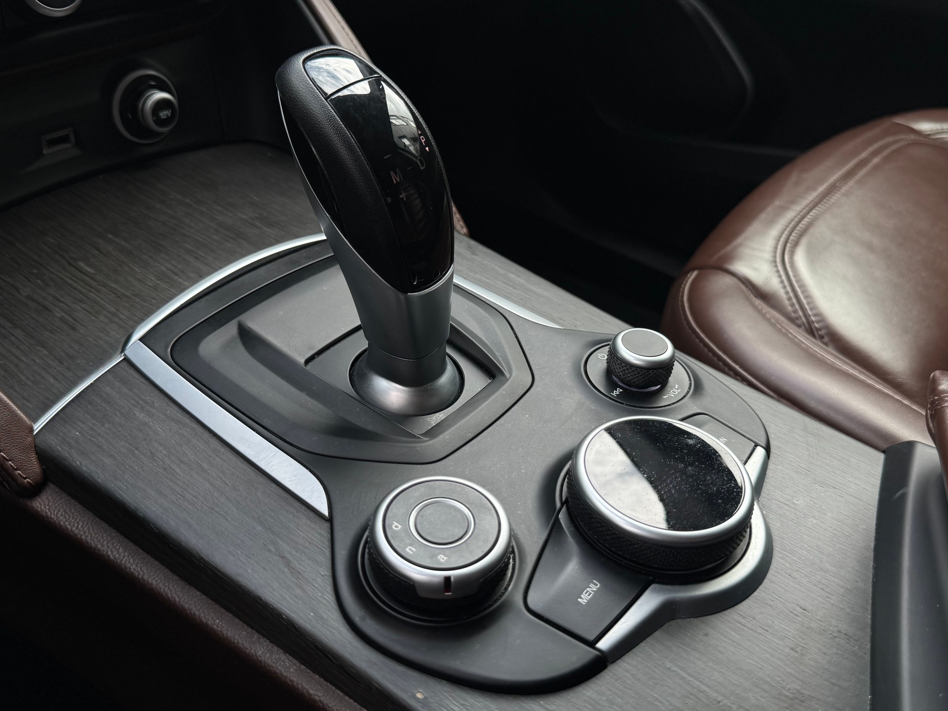 ALFA ROMEO Stelvio 2.0 Super Q4 Automatic-image-15