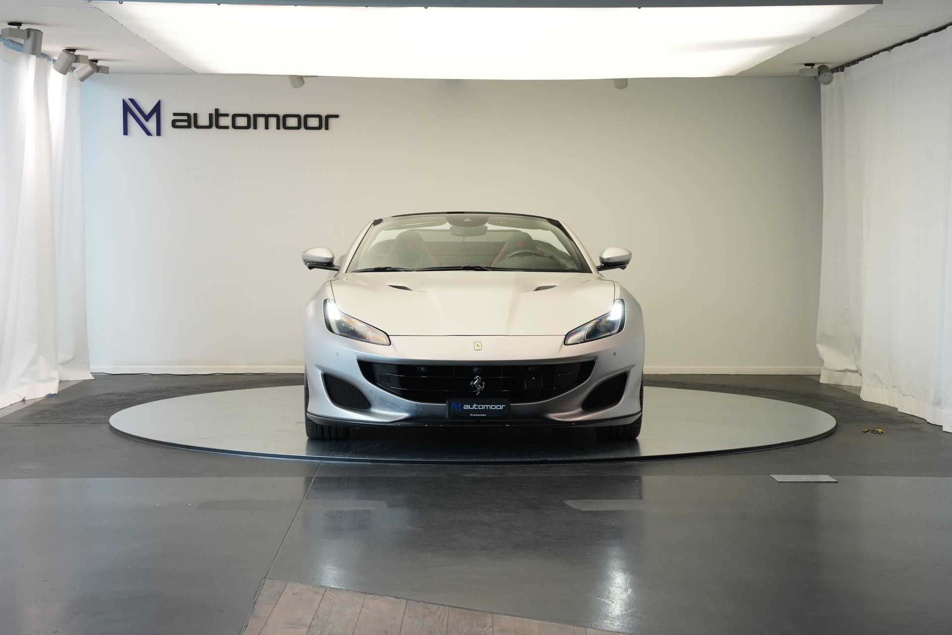 FERRARI Portofino 3.9 V8 T *Atelier* *Carbon* *Mattlackierung*-image-1