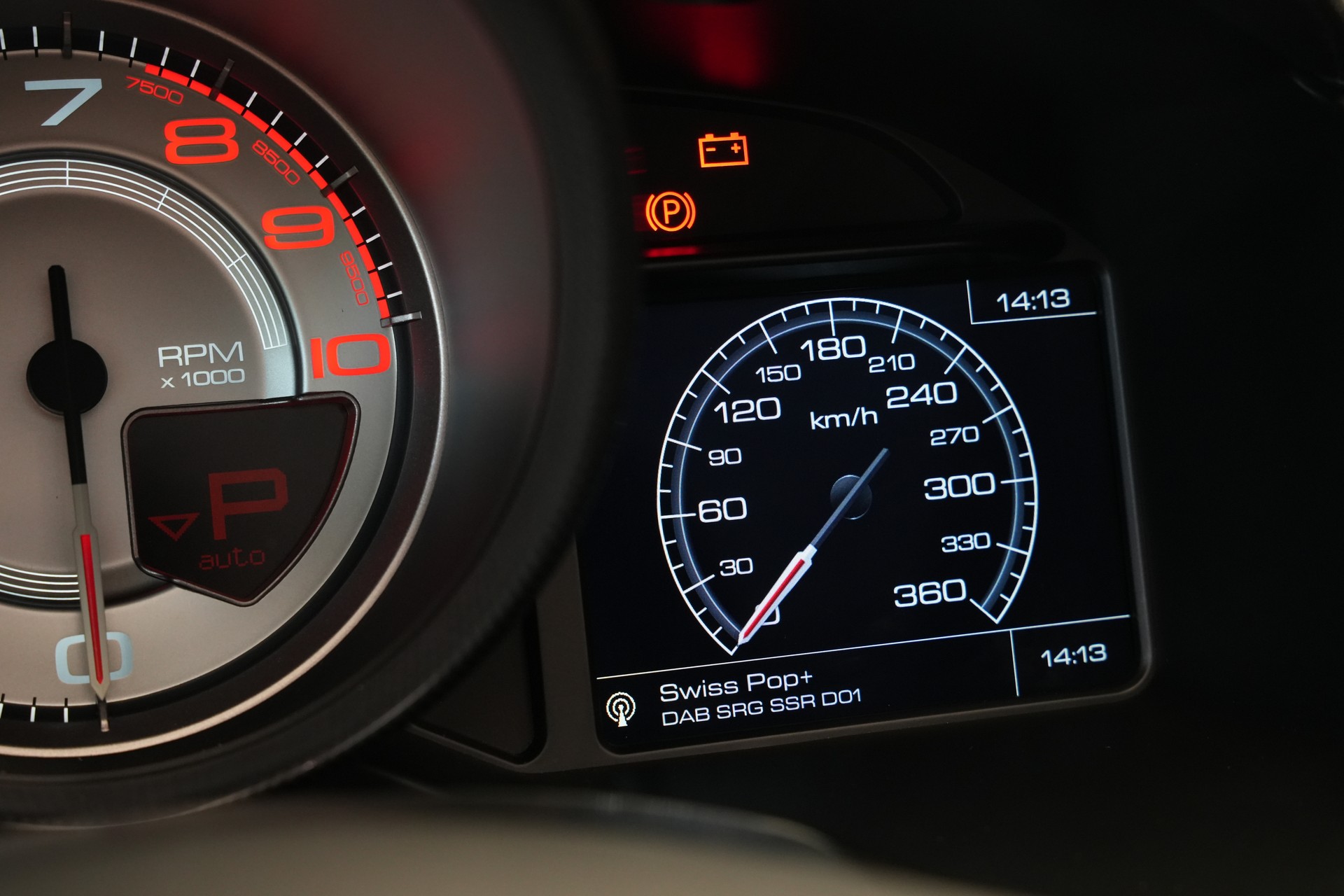 FERRARI Portofino 3.9 V8 T *Atelier* *Carbon* *Mattlackierung*-image-39