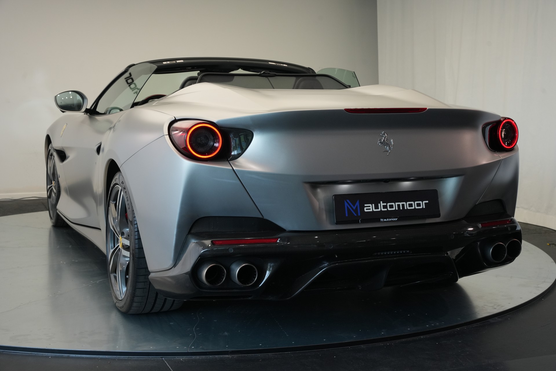 FERRARI Portofino 3.9 V8 T *Atelier* *Carbon* *Mattlackierung*-image-45