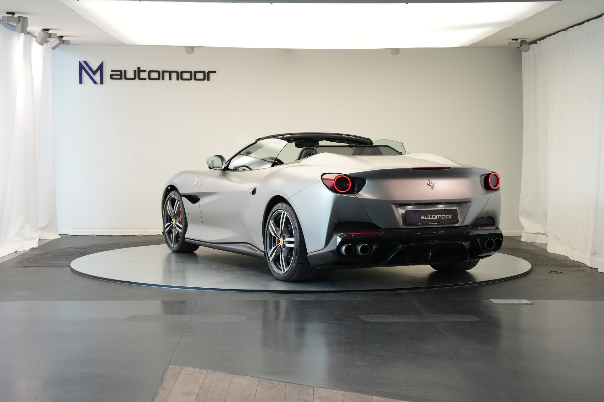 FERRARI Portofino 3.9 V8 T *Atelier* *Carbon* *Mattlackierung*-image-6