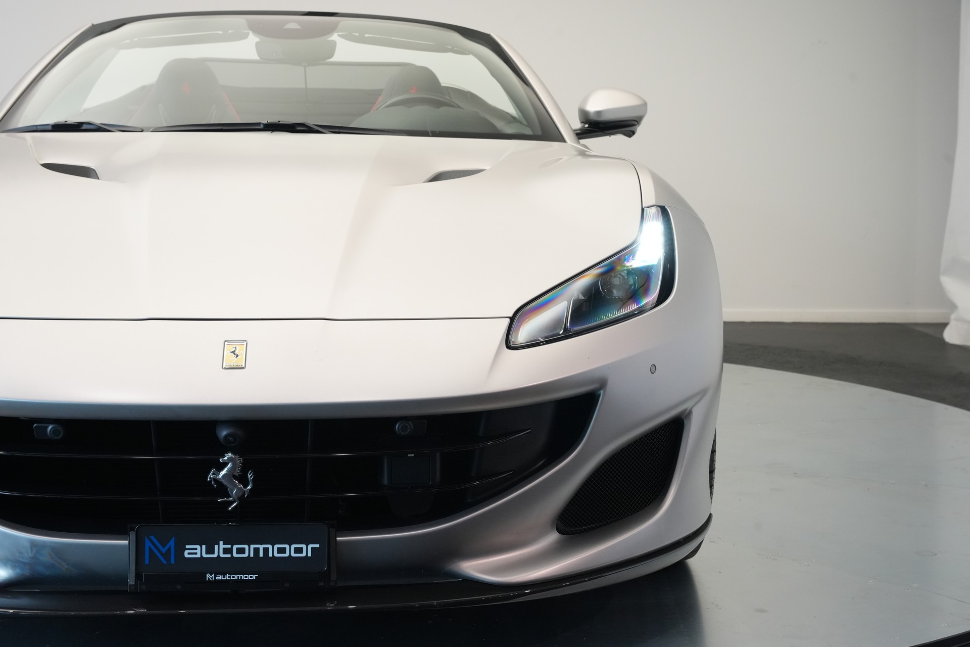 FERRARI Portofino 3.9 V8 T *Atelier* *Carbon* *Mattlackierung*-image-53