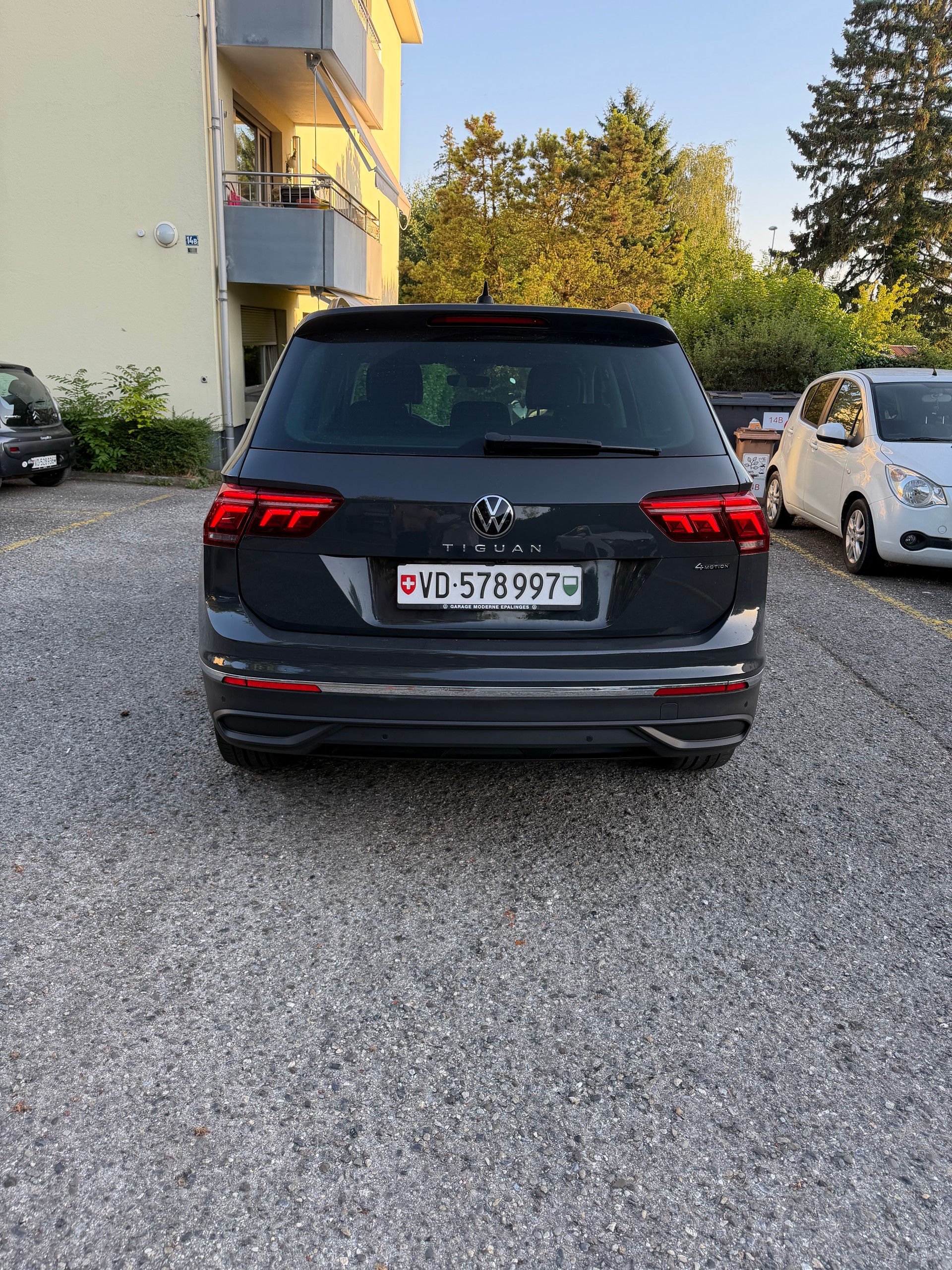 VW 2.0 TDI SCR Life DSG-image-1