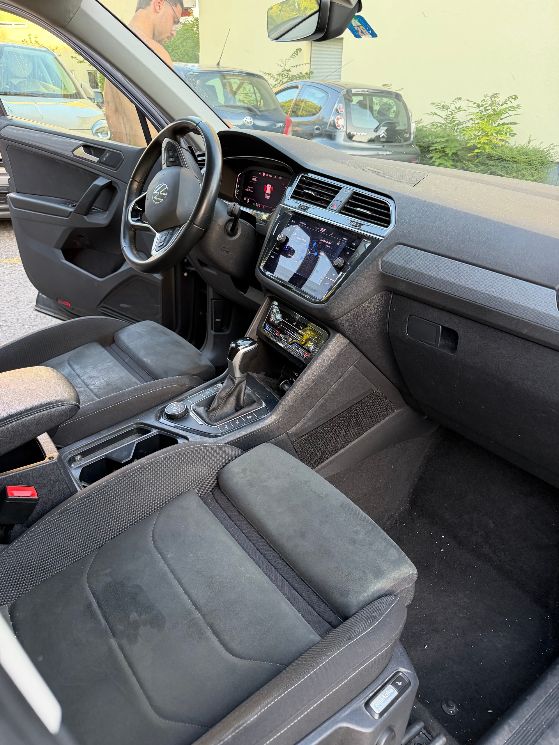 VW 2.0 TDI SCR Life DSG-image-5