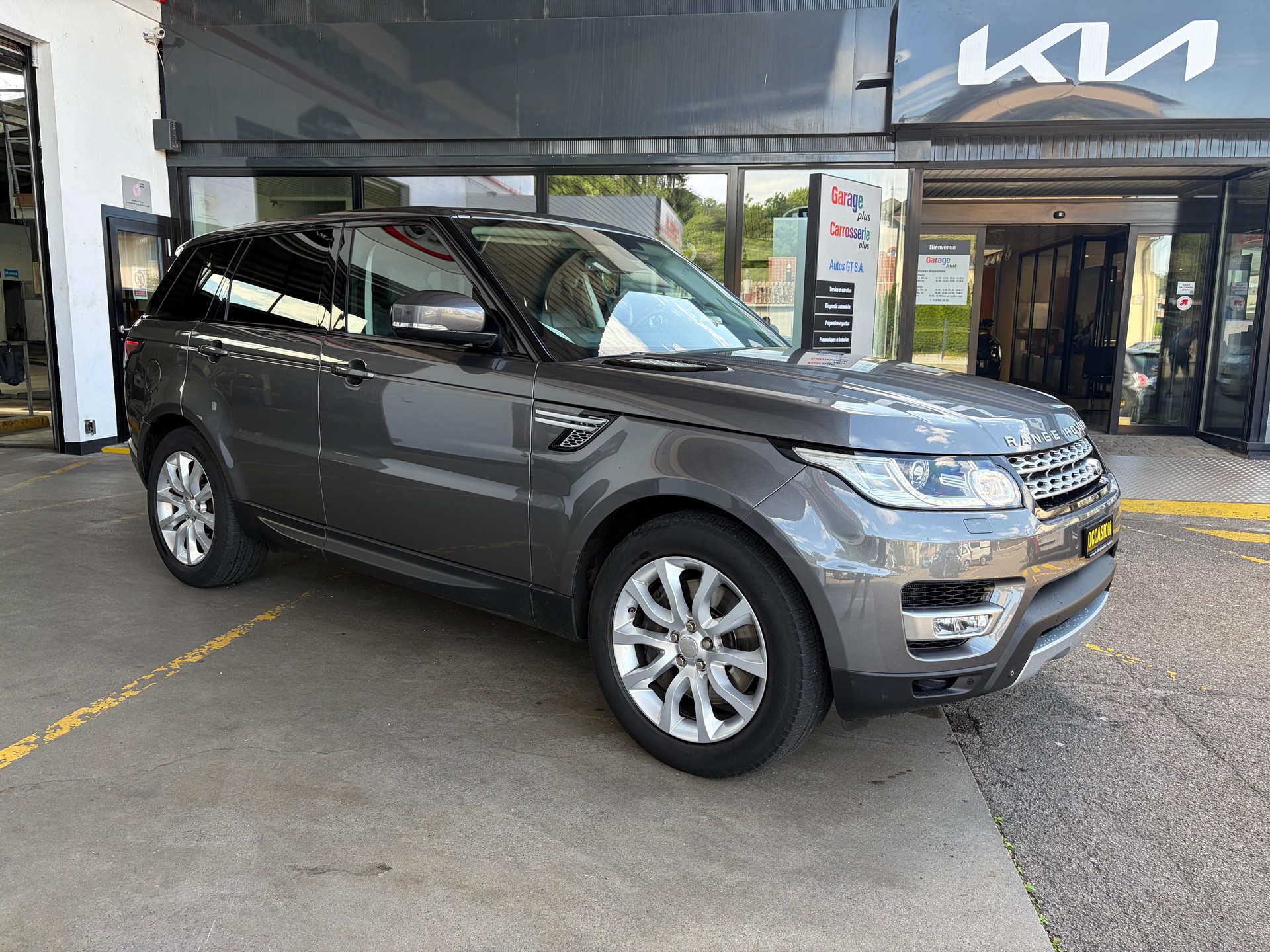 LAND ROVER Range Rover Sport 3.0 SDV6 HSE-image-1