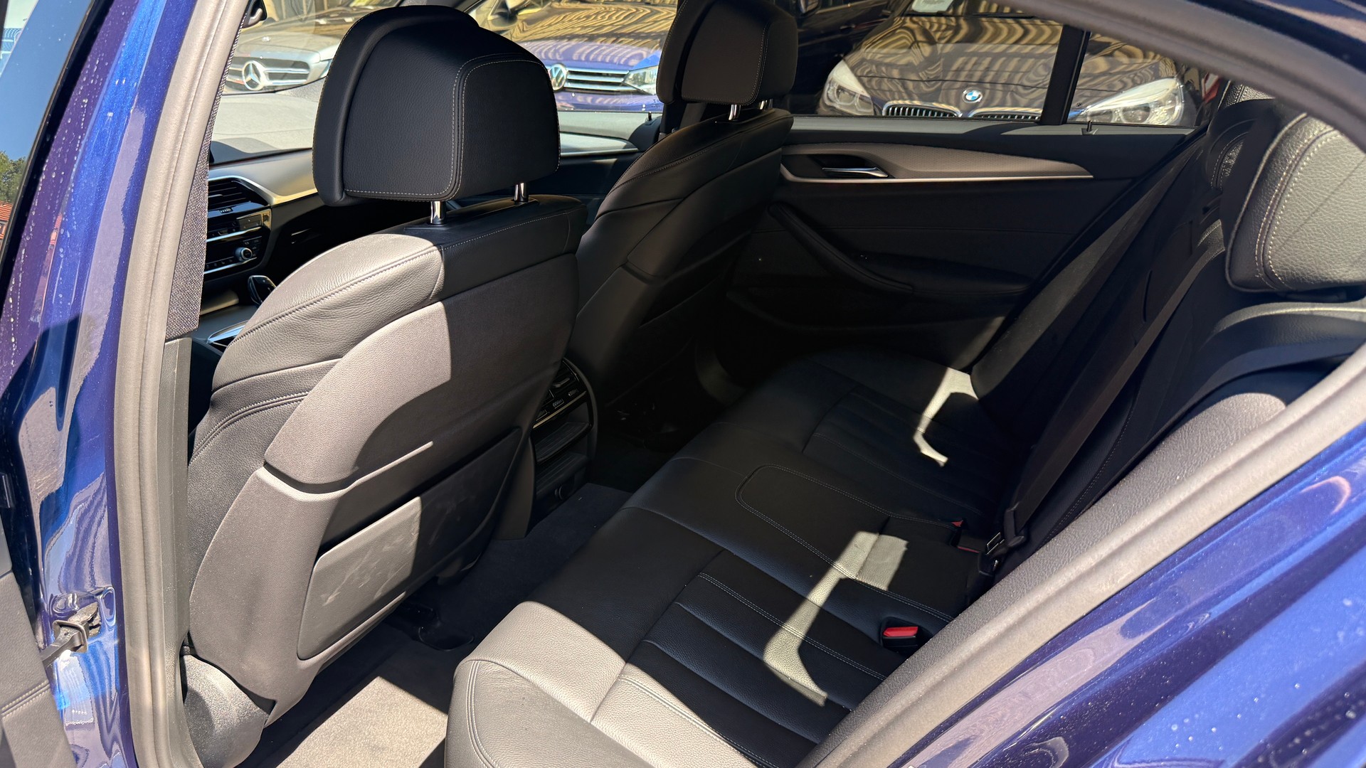 BMW 530d xDrive Steptronic M- Sportpaket-image-16