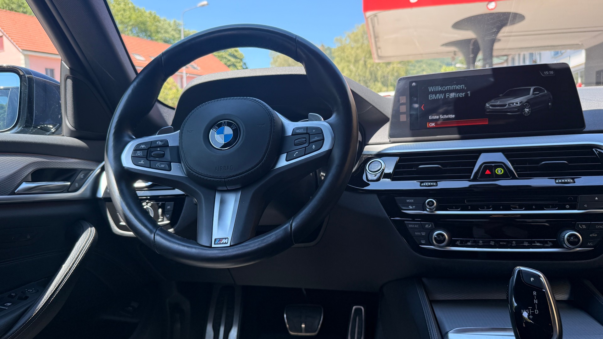 BMW 530d xDrive Steptronic M- Sportpaket-image-12