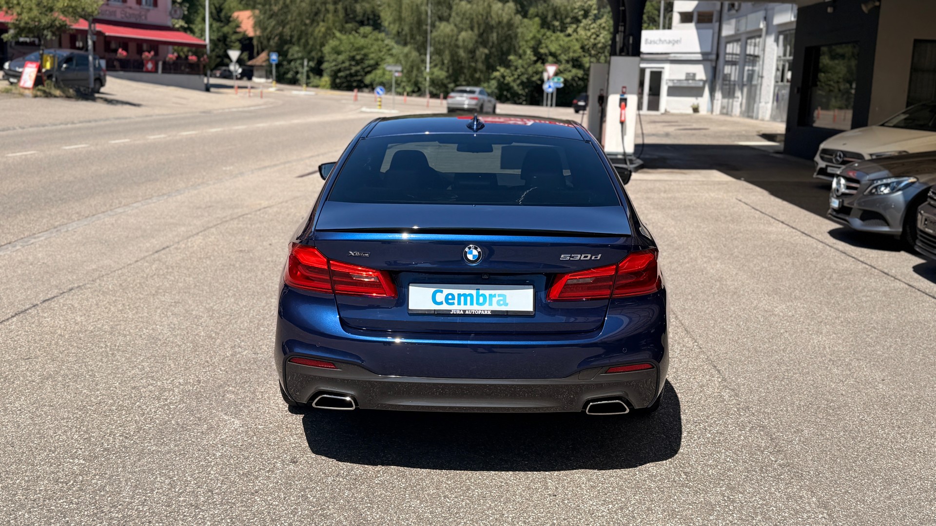 BMW 530d xDrive Steptronic M- Sportpaket-image-6