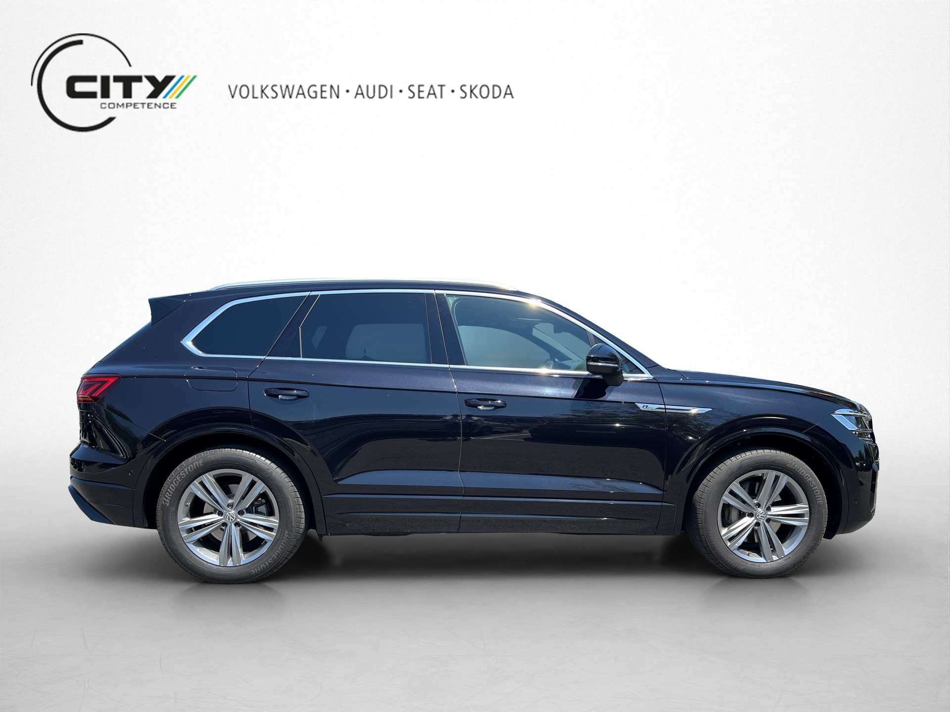 VW Touareg 3.0 V6 TDI 286 R-Line-image-6