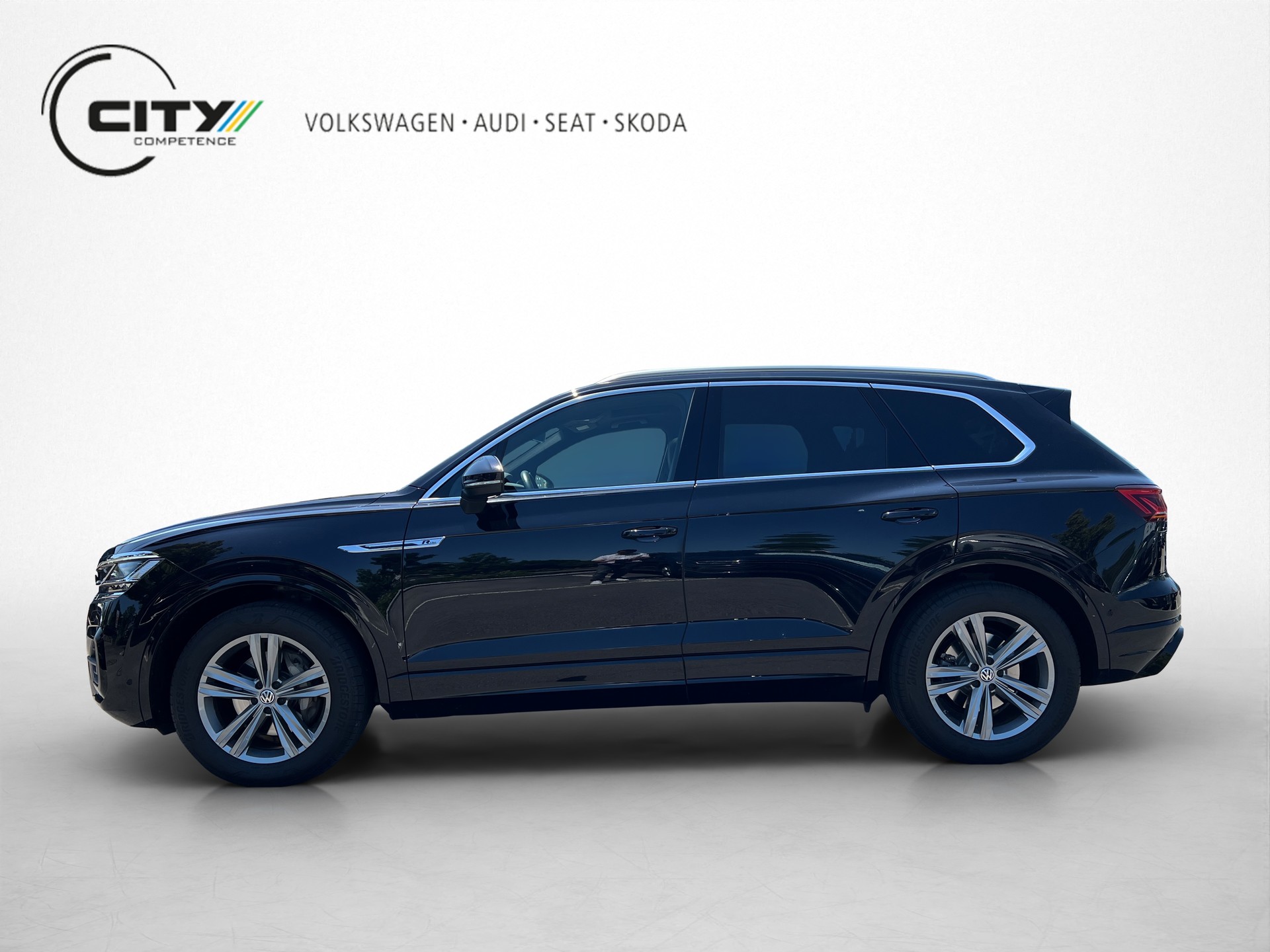 VW Touareg 3.0 V6 TDI 286 R-Line-image-2