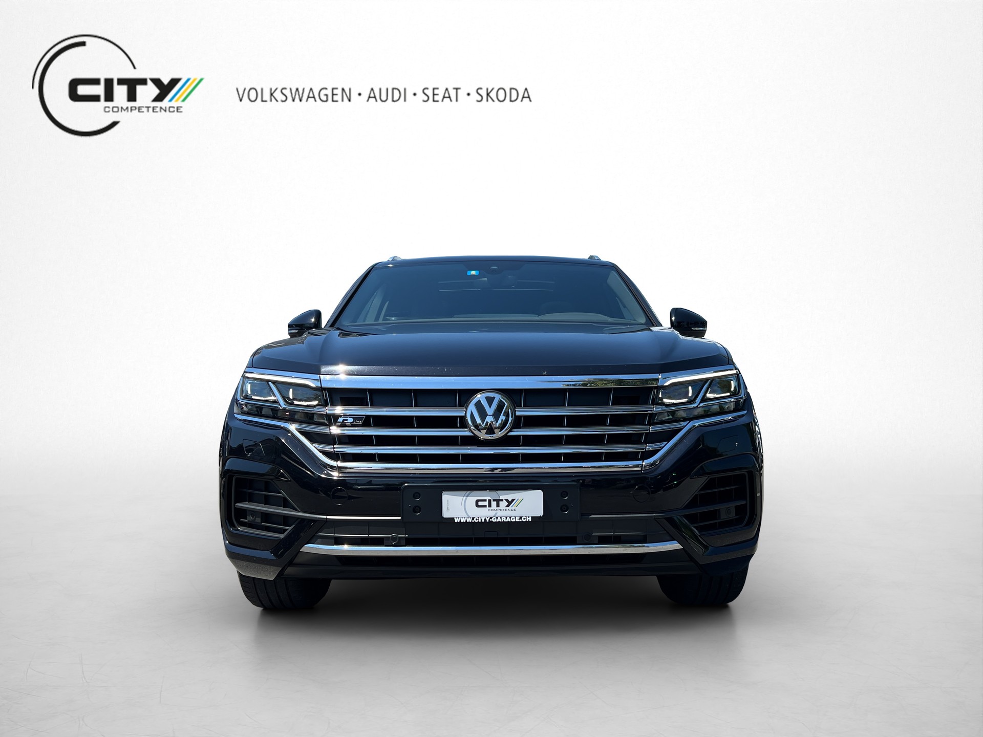 VW Touareg 3.0 V6 TDI 286 R-Line-image-0