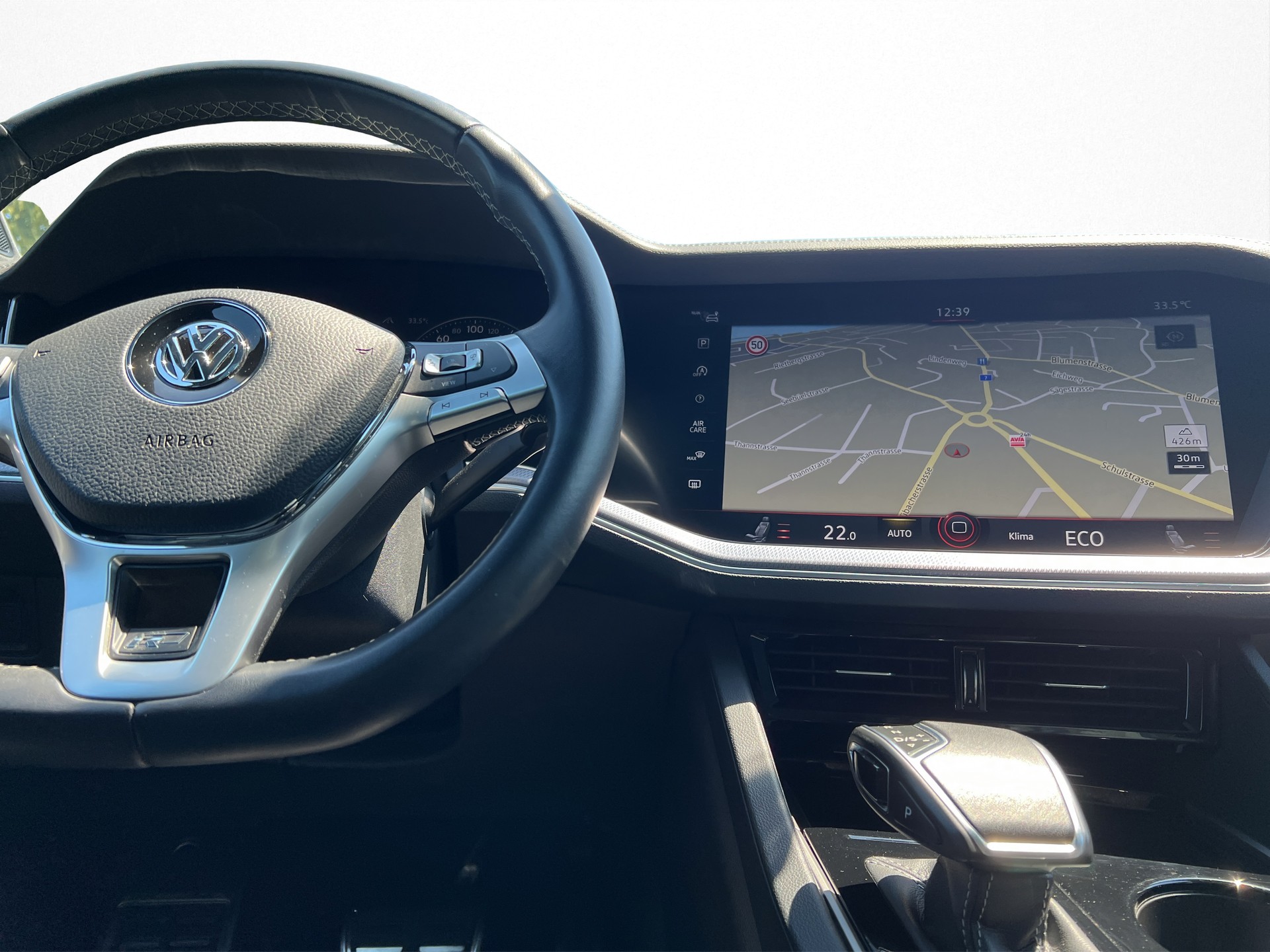 VW Touareg 3.0 V6 TDI 286 R-Line-image-14