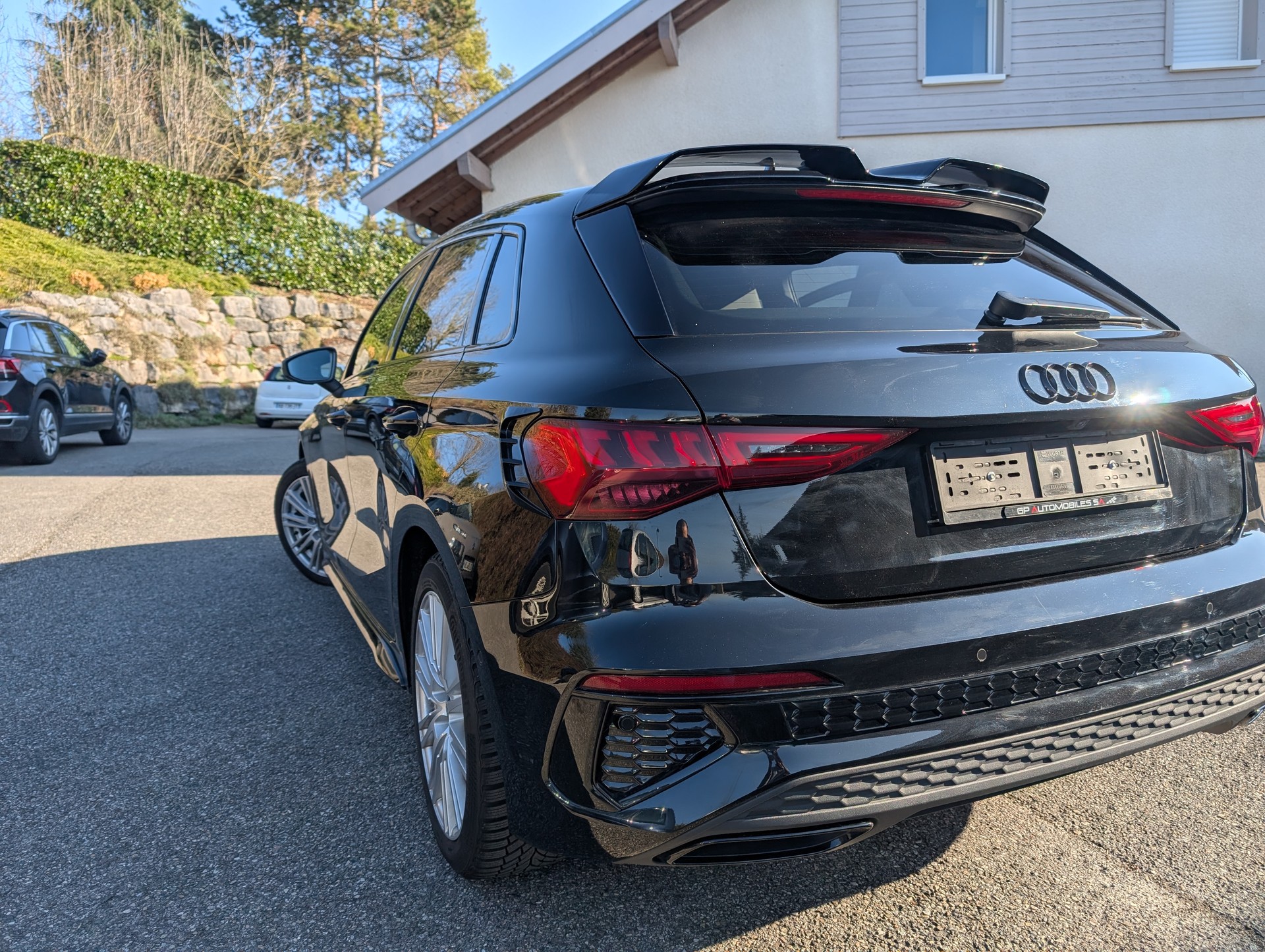 AUDI 1.5 35 TFSI S Line S-Tronic-image-3