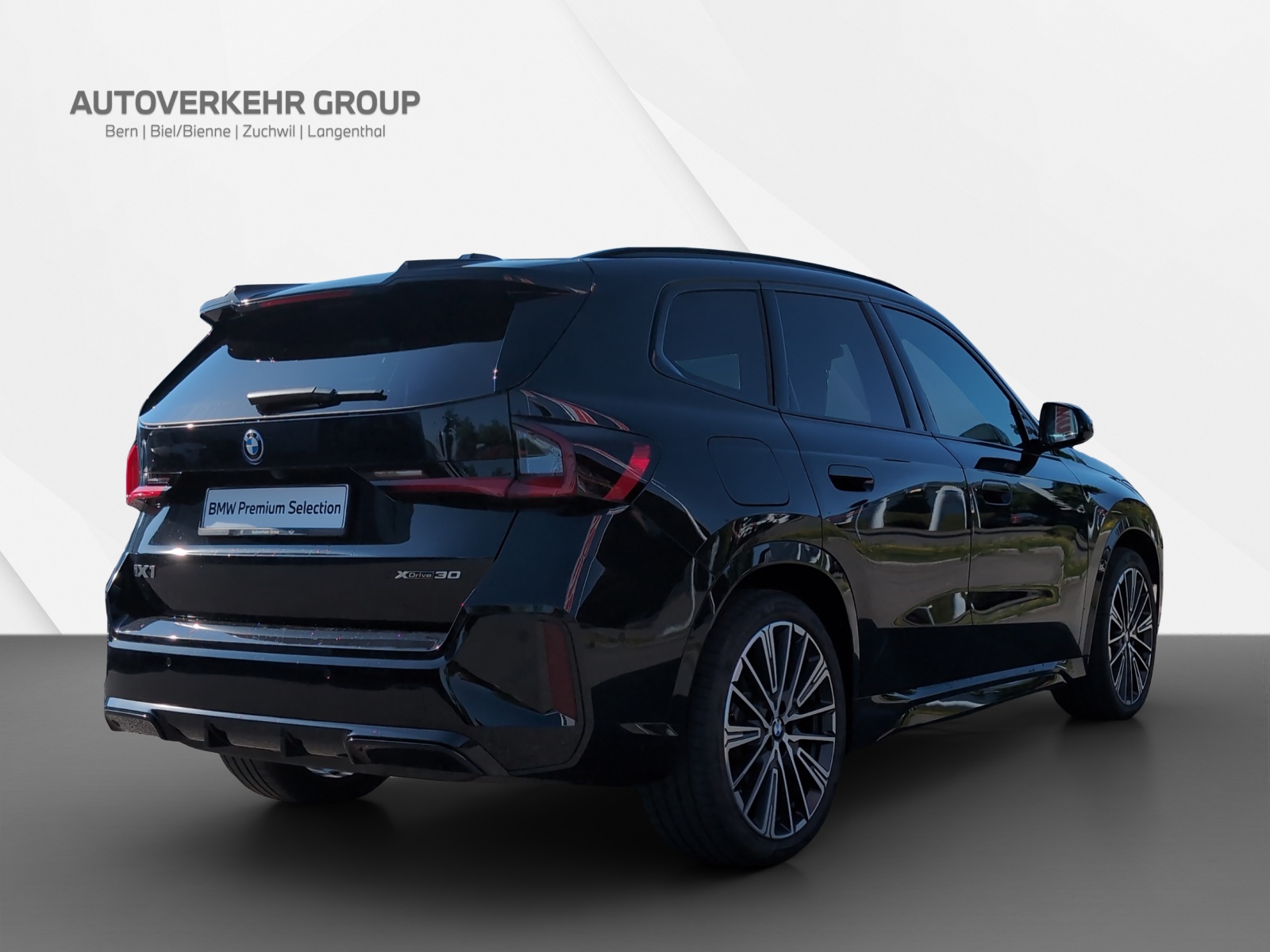 BMW iX1 xDrive 30 M Sport Pro-image-5