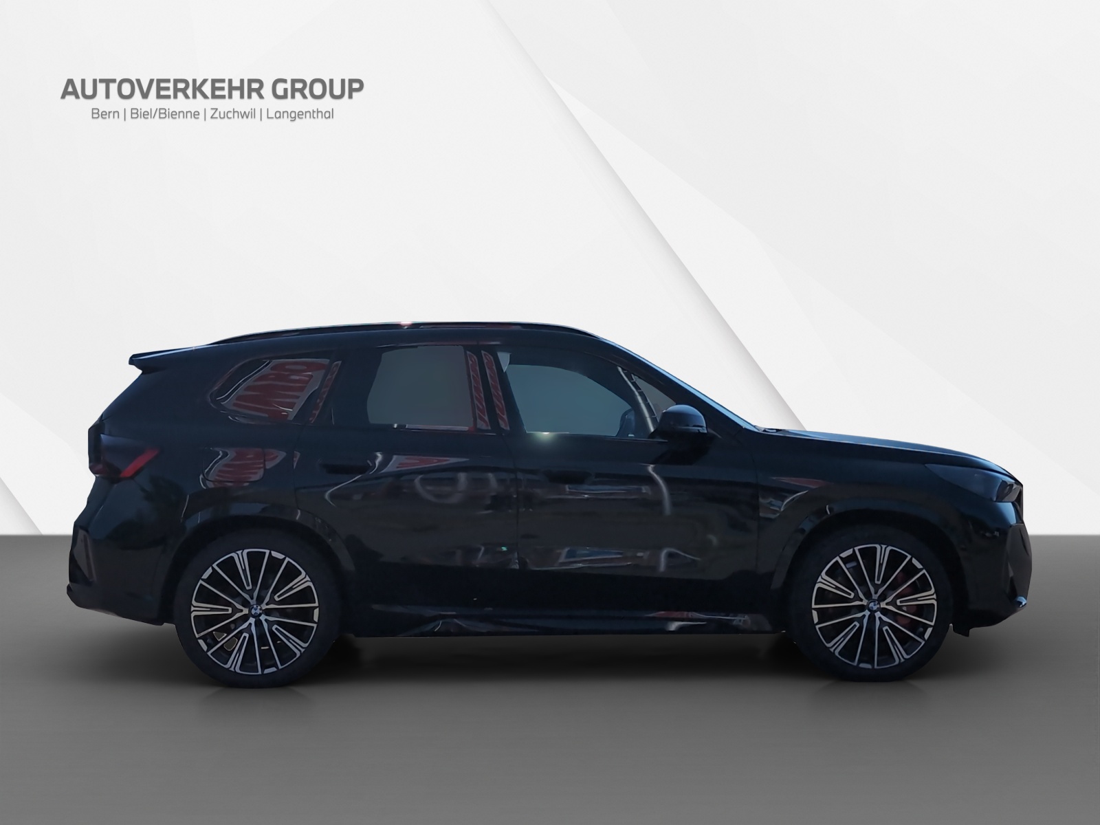 BMW iX1 xDrive 30 M Sport Pro-image-6