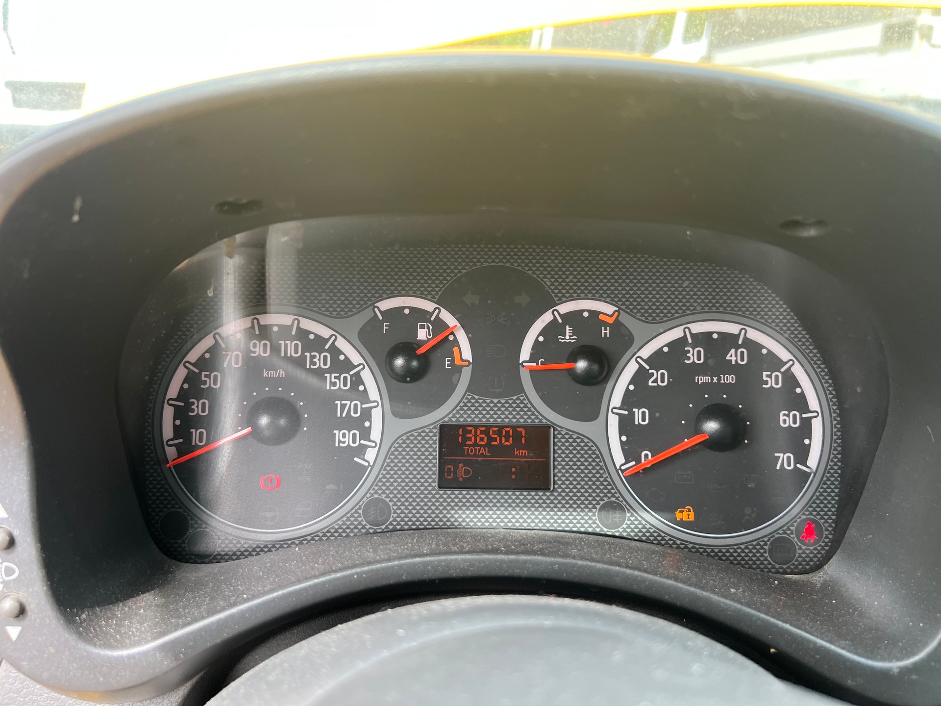 FIAT Panda 1.2 Lounge-image-12