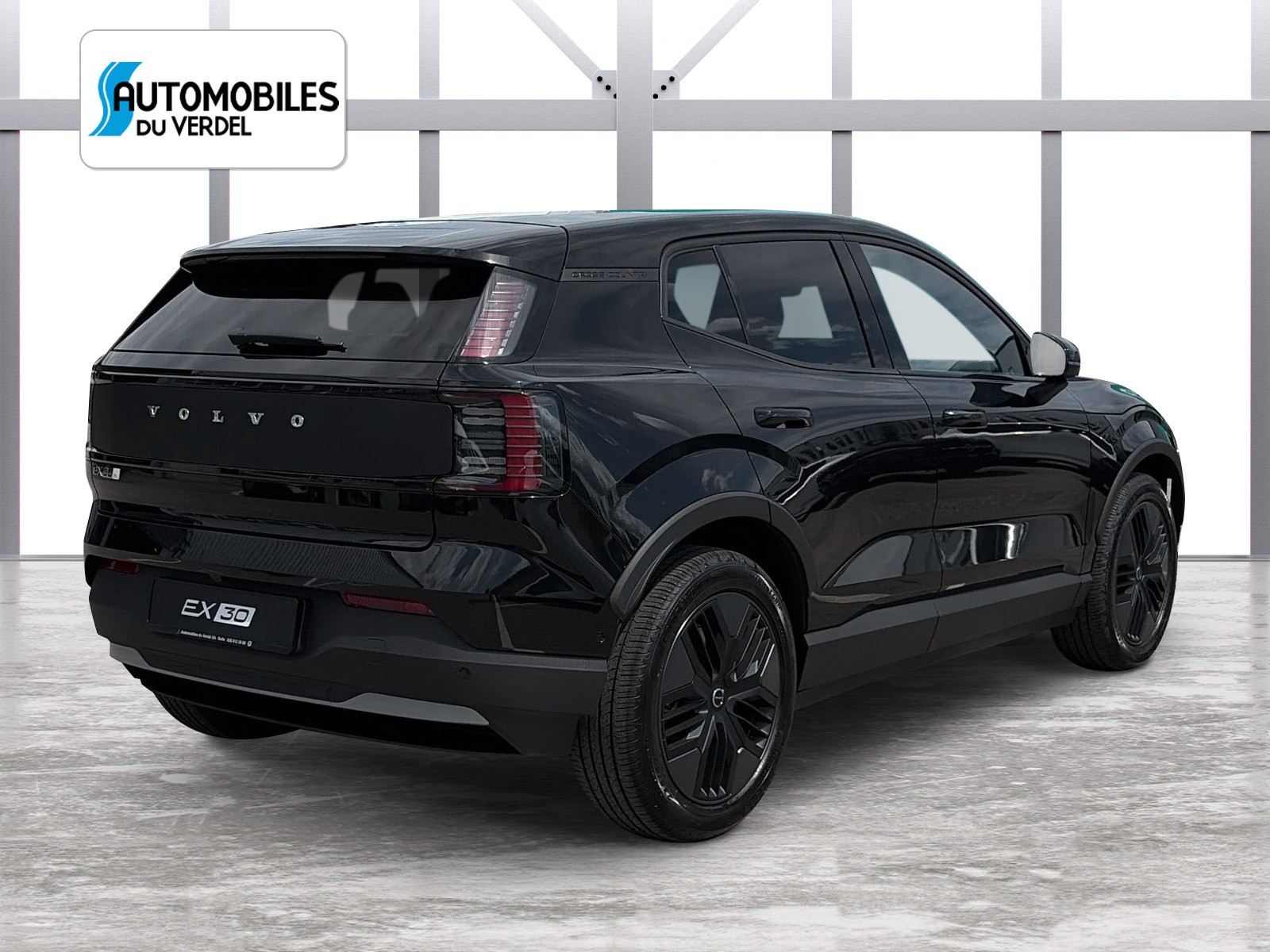 VOLVO EX30 CC E60 Twin Performance AWD-image-4