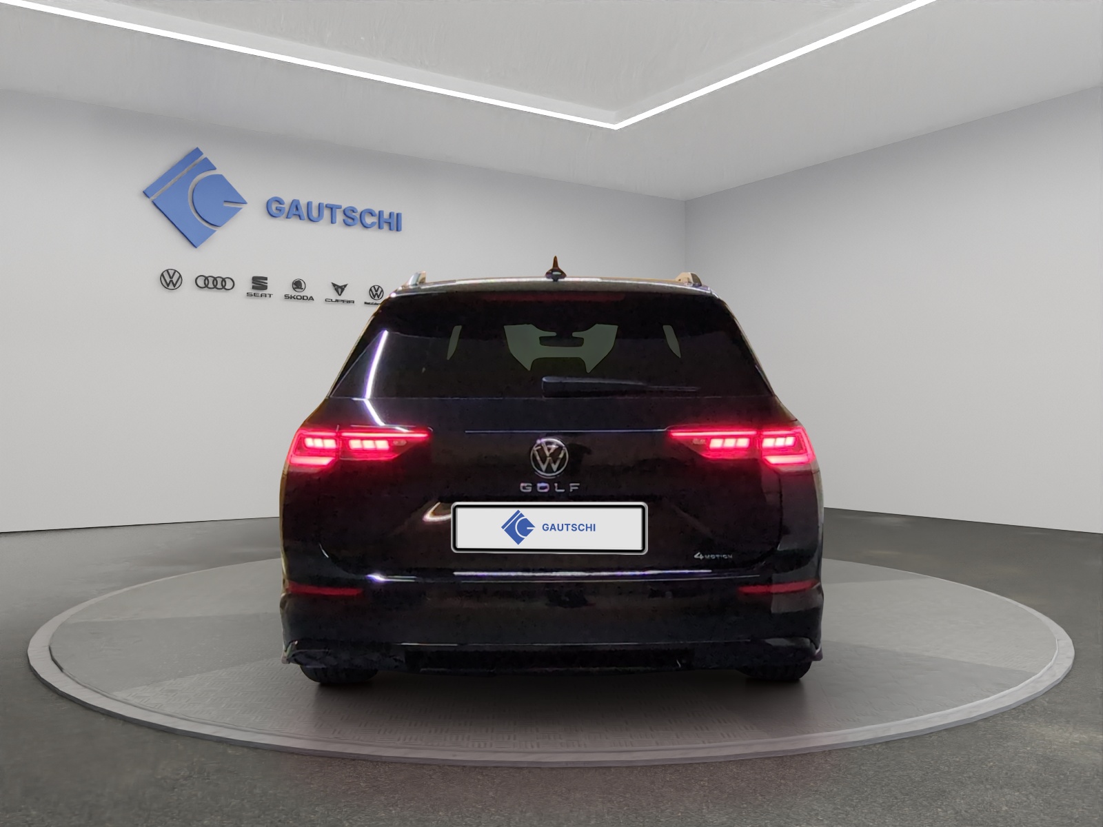VW Golf Variant 2.0 TSI R-Line DSG 4 Motion-image-3