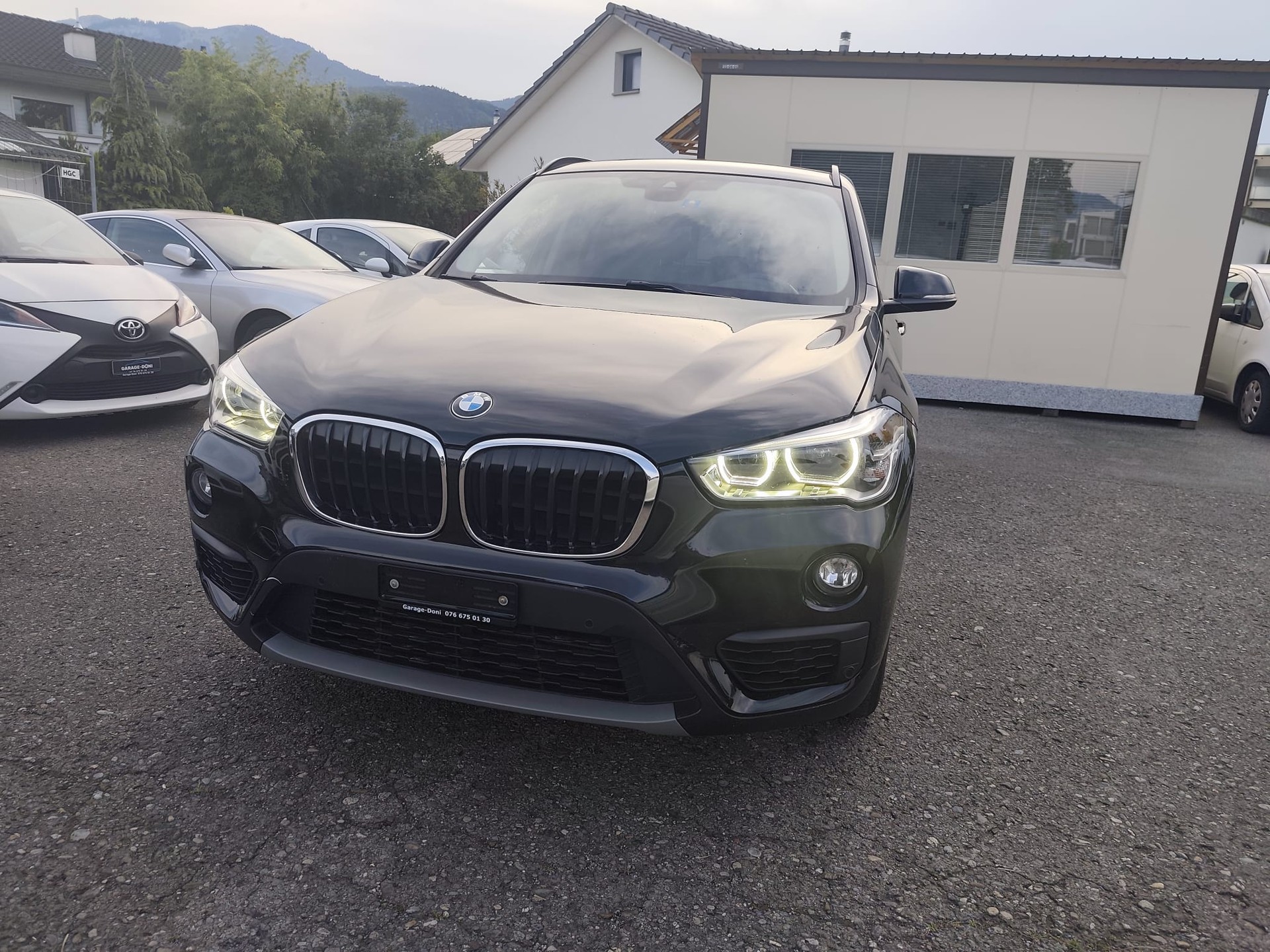 BMW X1 xDrive 18d xLine Steptronic-image-1