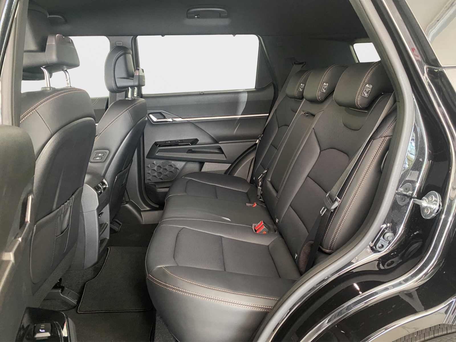 KGM-SsangYong Torres EVX 80 kWh Titanium-image-15