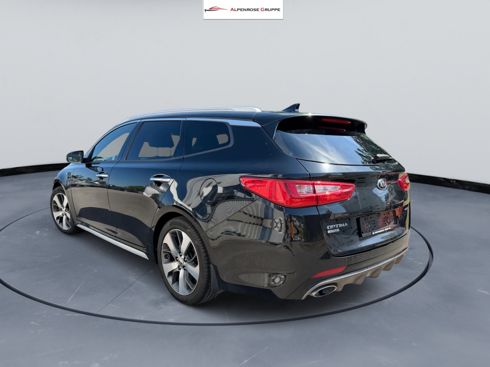 KIA Optima SW 1.7 CRDi Style GT Line DCT-image-3